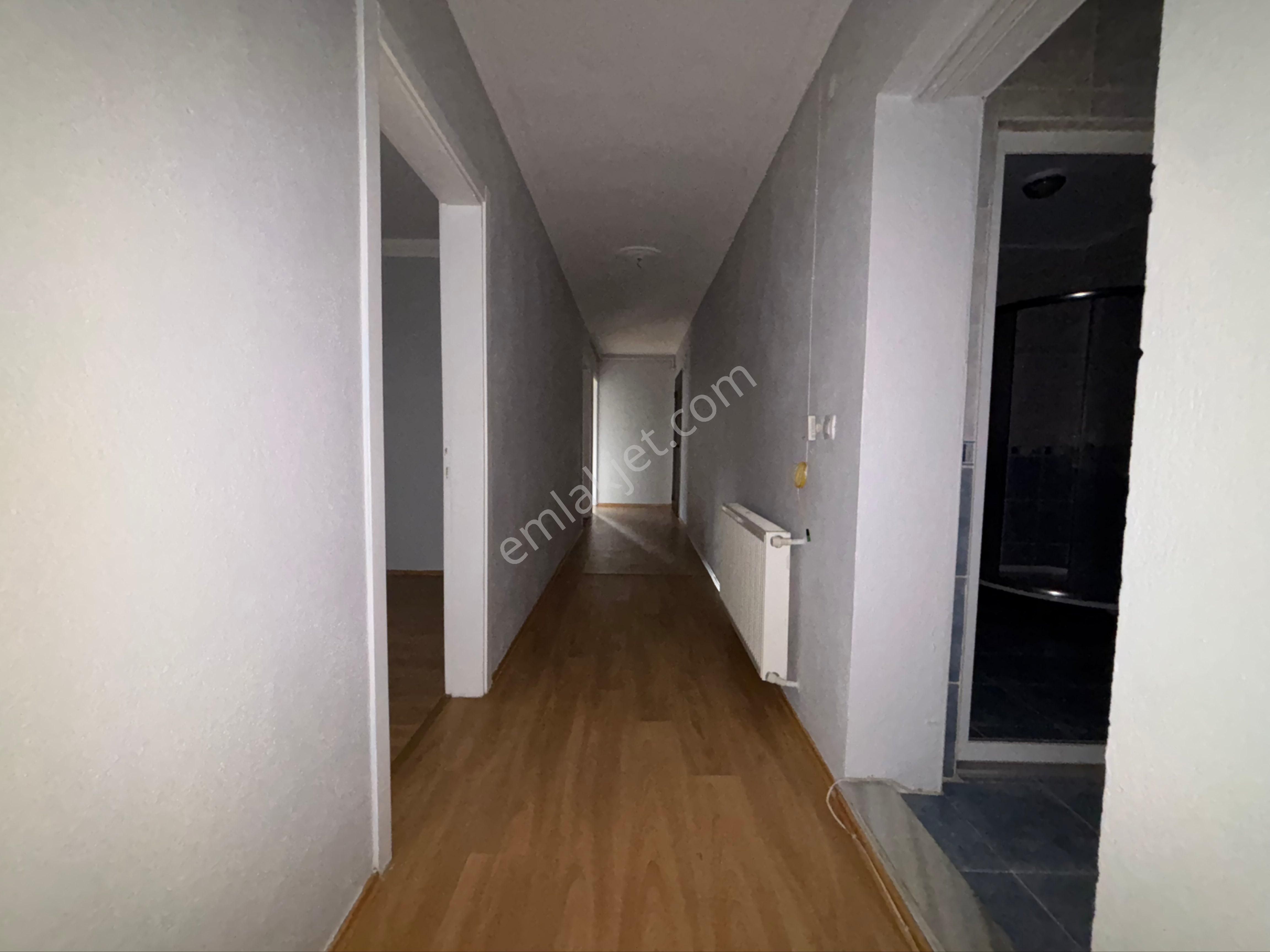 Dumlupınar Mahallesinde 3+1 Müstakil Tadında Daire - Görsel 28