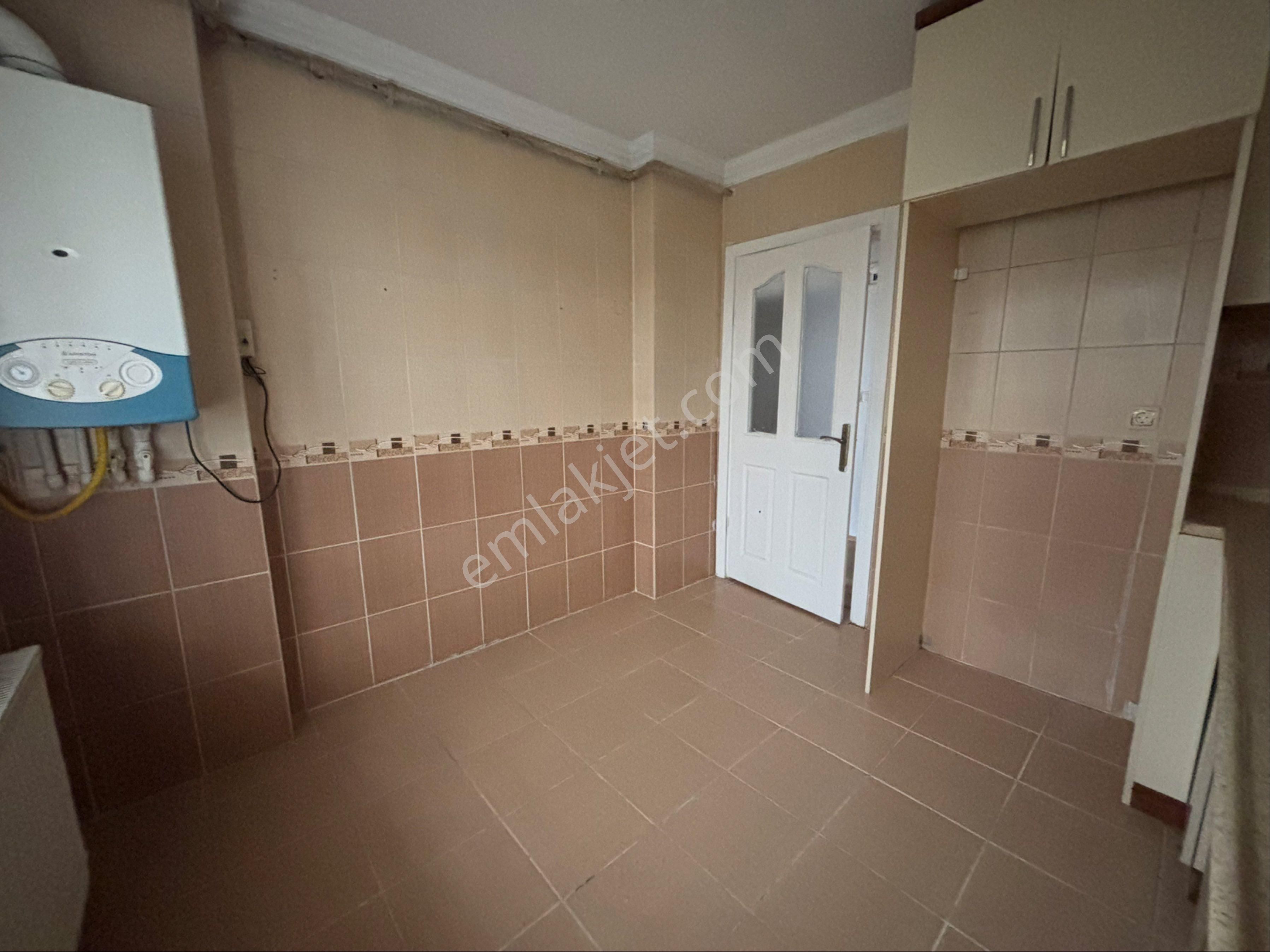 Dumlupınar Mahallesinde 3+1 Müstakil Tadında Daire - Görsel 10