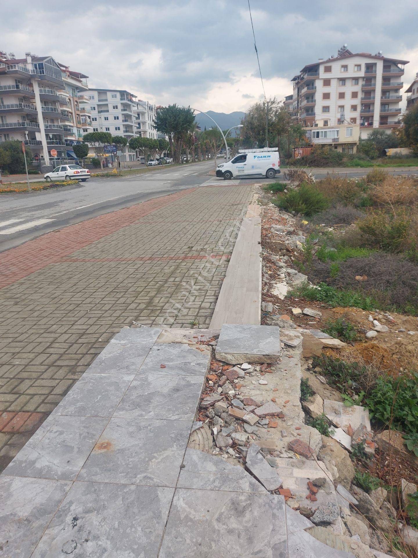 Gazipaşa Pazarcı Mahallesinde. Yola Sıfır Satılık Ticari Konut Arsası - Görsel 11