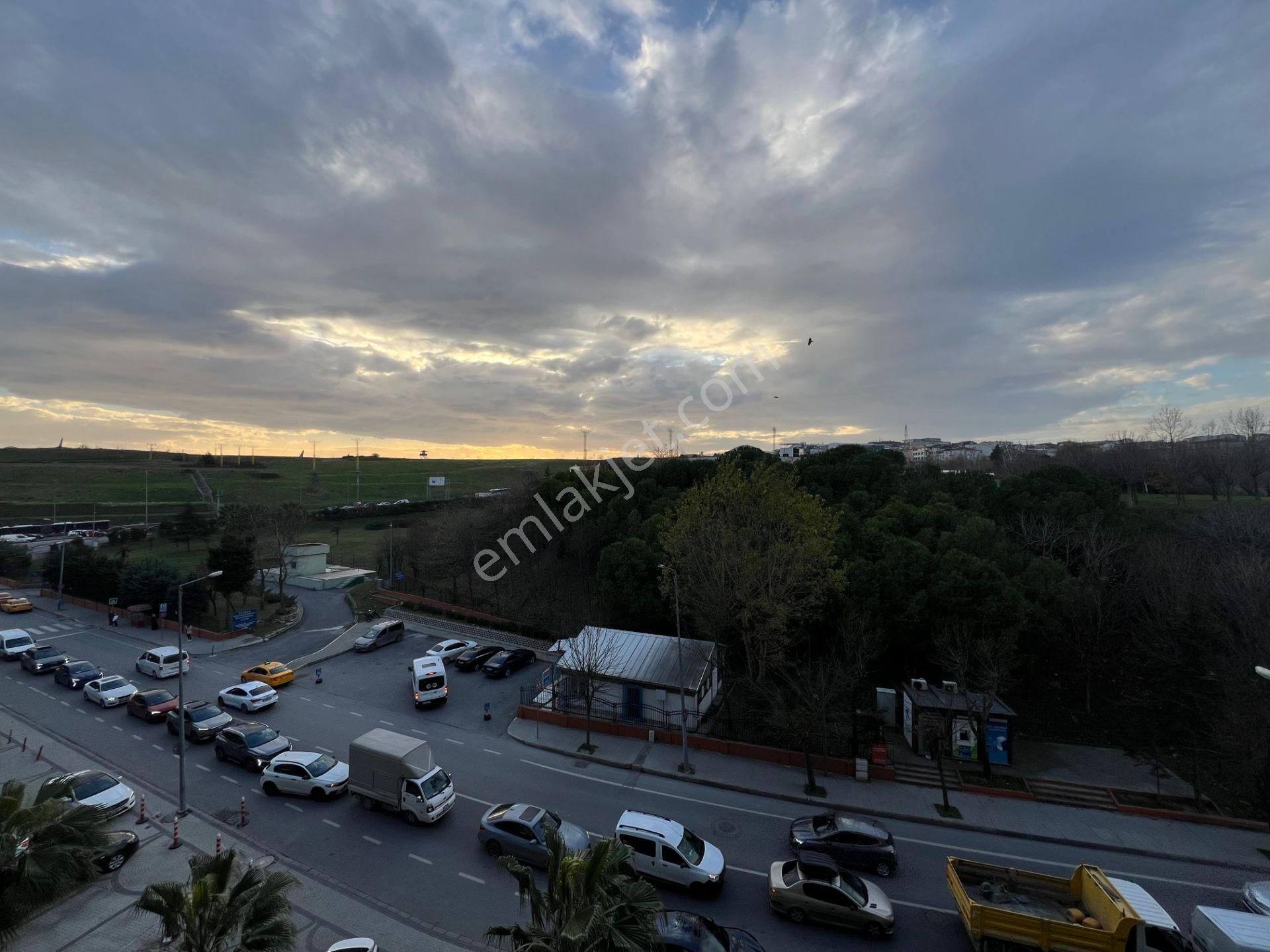 Küçükçekmece Keleş Center Da 72m2 1+1 Satılık Daire - Görsel 28