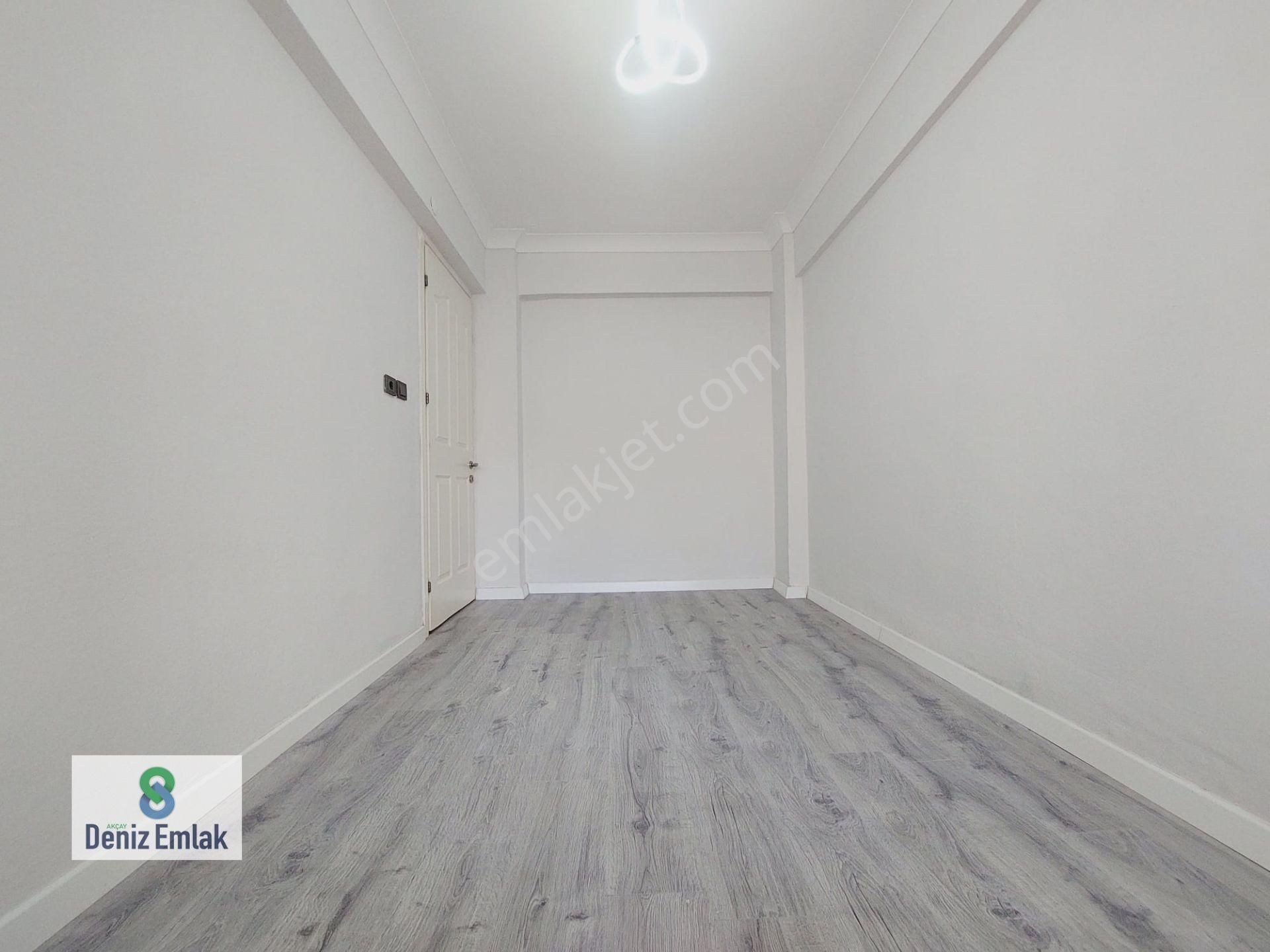 Denizden Akçay Sarıkızda Öncephe Masrafsız Satılık 2+1 Daire. - Görsel 21