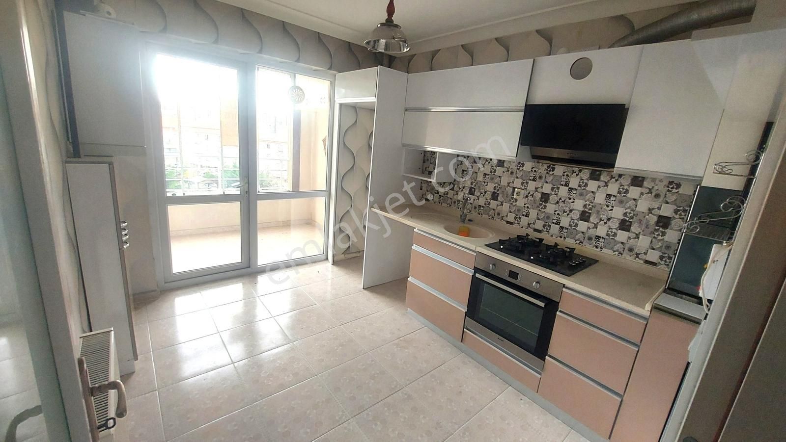 Atapark Mahallesi Merkezine Yakın 3+1 Kiralık Daire