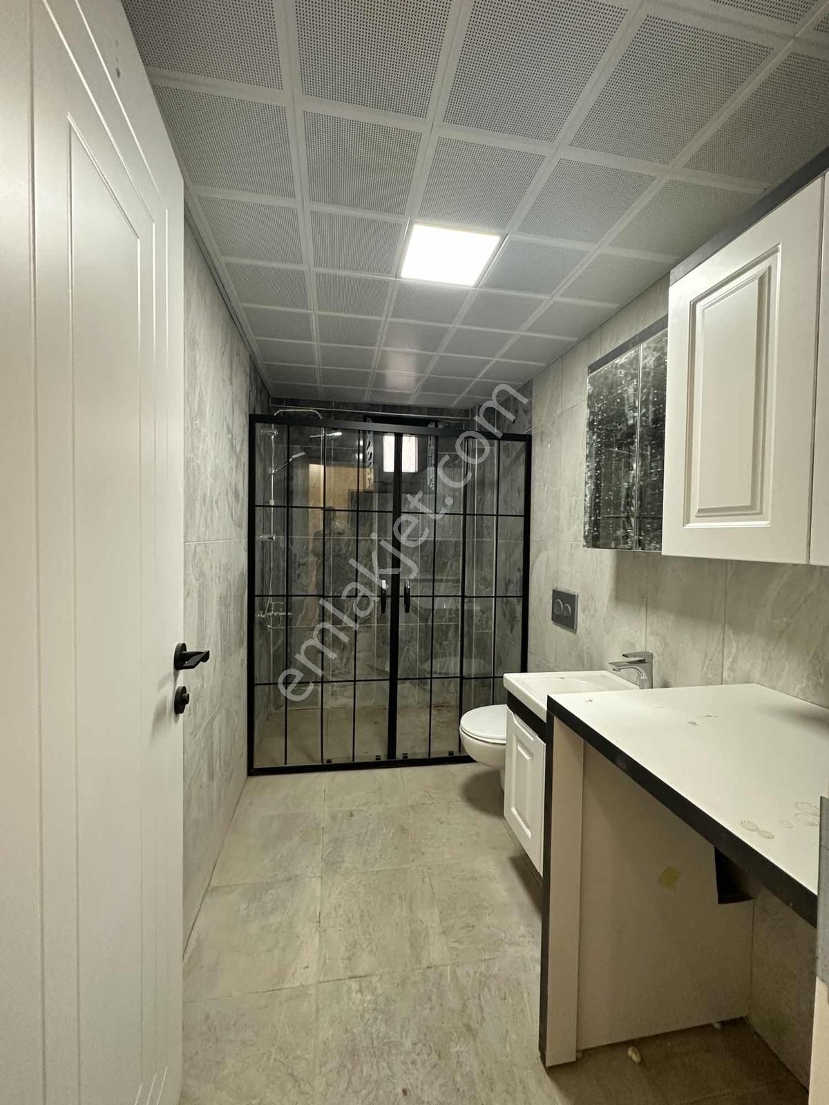 Emir Yapıdan Geniş Kullanışlı Lüx Daire - Görsel 2