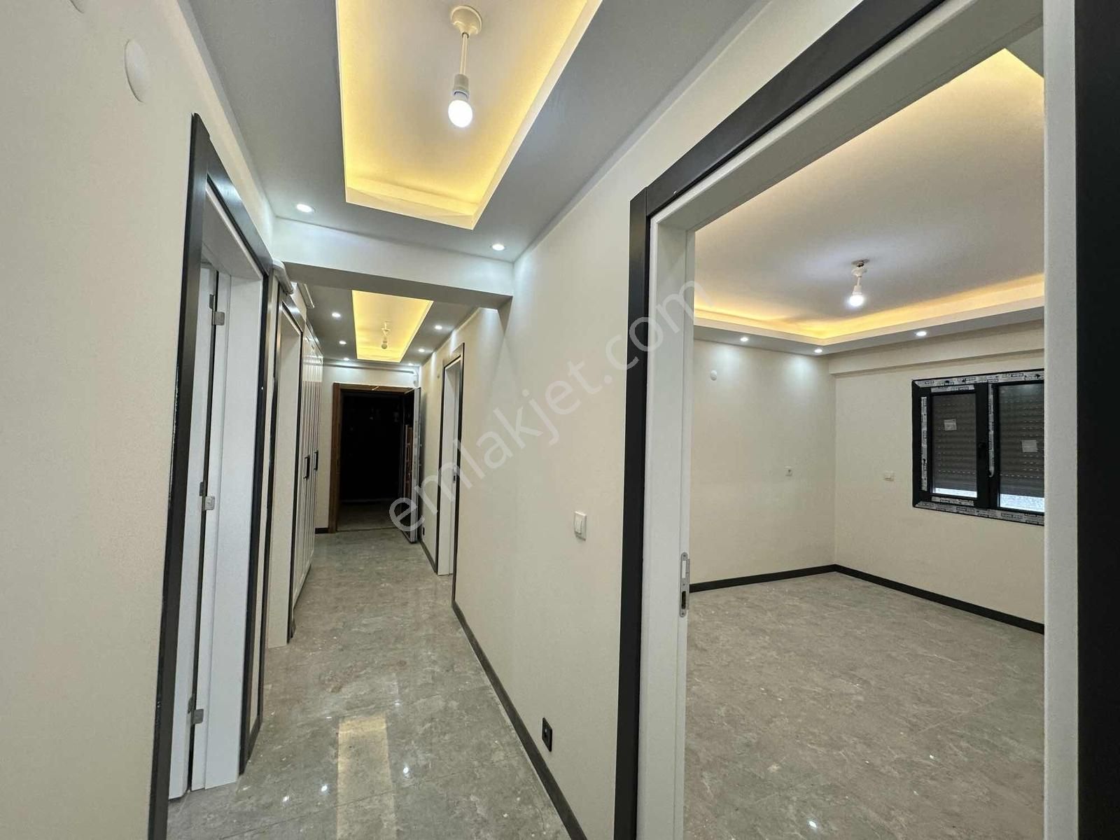 Emir Yapıdan Geniş Kullanışlı Lüx Daire - Görsel 3