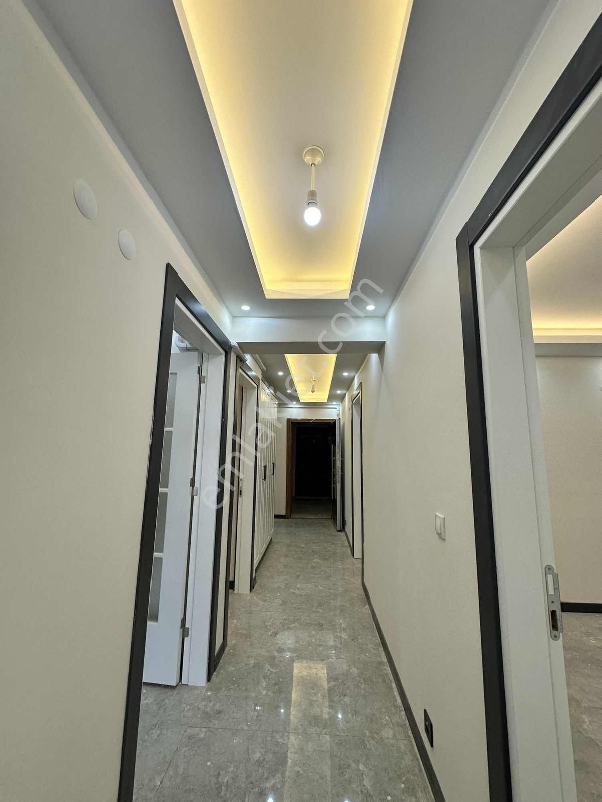 Emir Yapıdan Geniş Kullanışlı Lüx Daire - Görsel 12