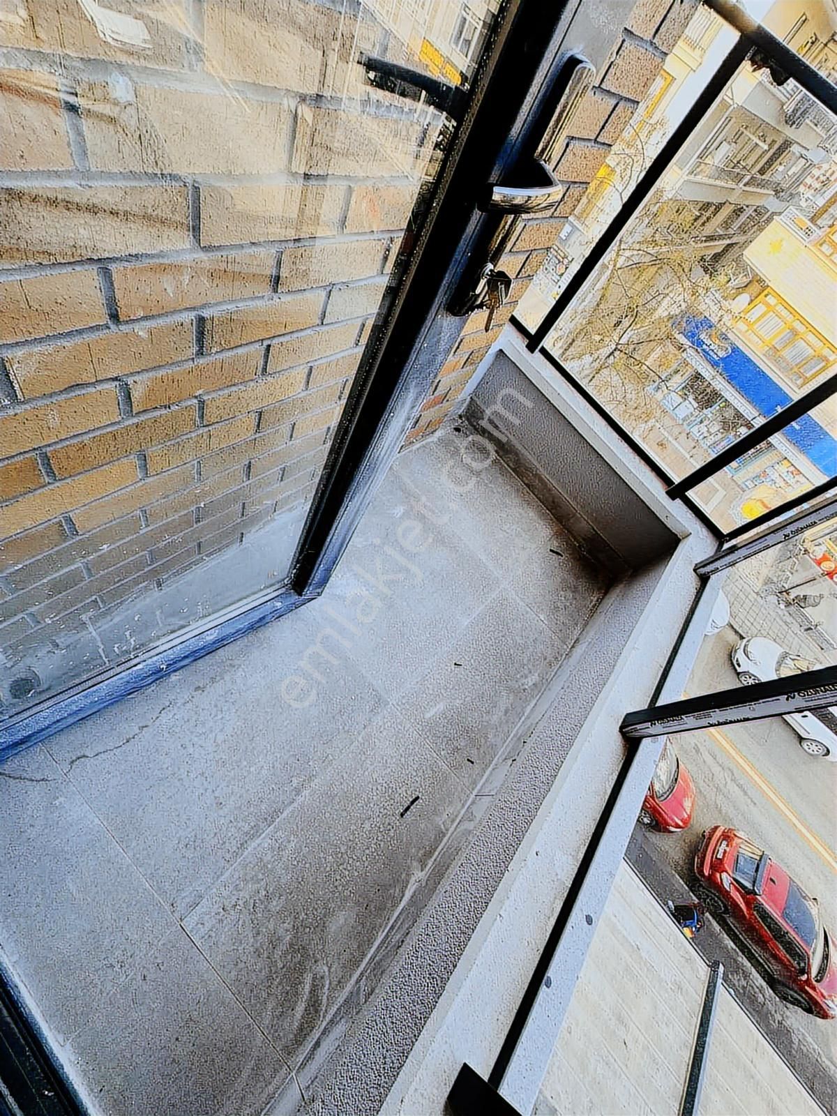 Şentürk Gayrimenkul'den//çevreli Caddesi Üzerinde// 3.kat Full!! - Görsel 20