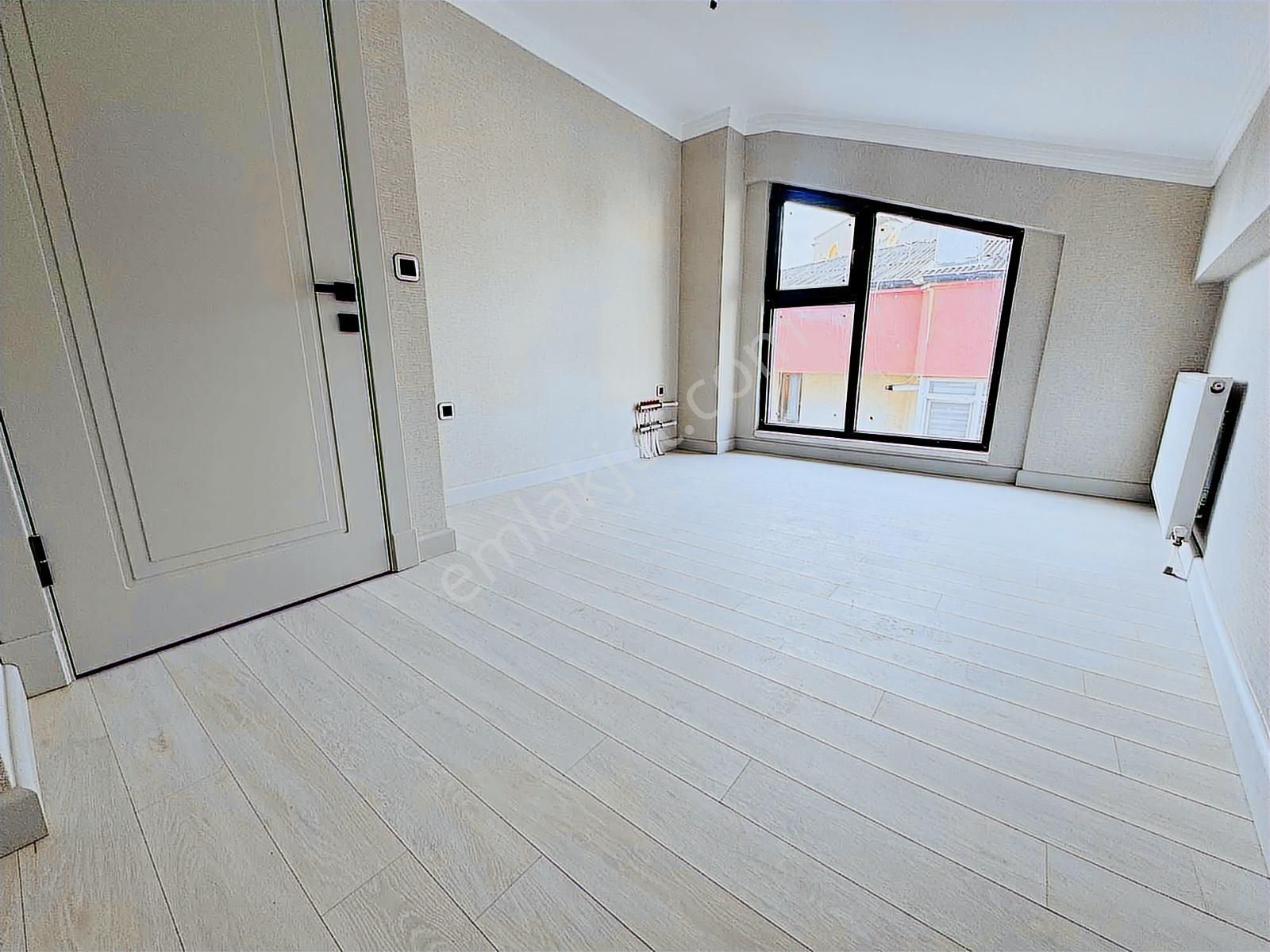 Şentürk Gayrimenkul'den//çevreli Caddesi Üzerinde// 3.kat Full!! - Görsel 32