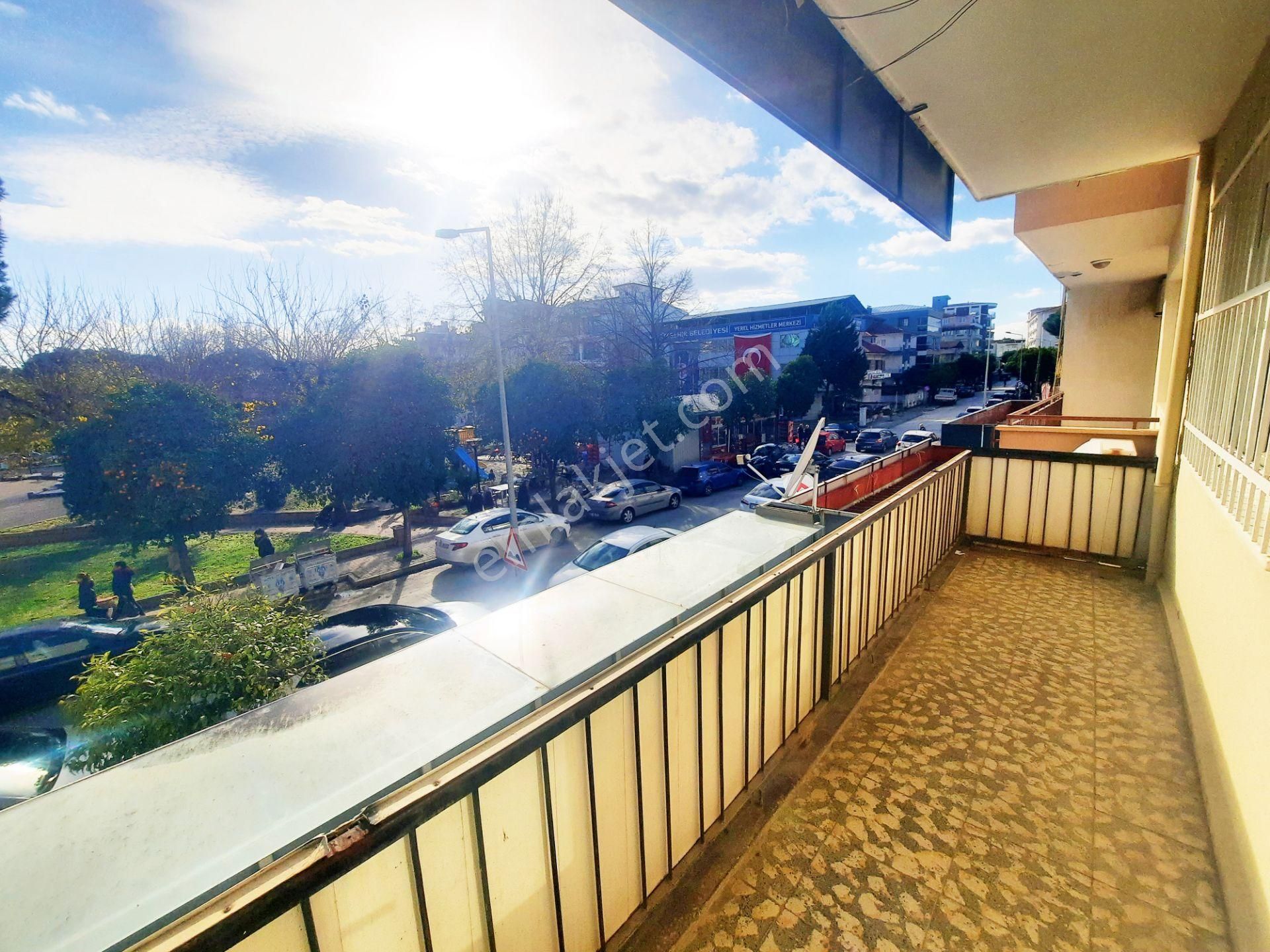 23 Nisan Parkı Manzaralı, Doğalgaz Kombili 2.kat Daire.. - Görsel 8