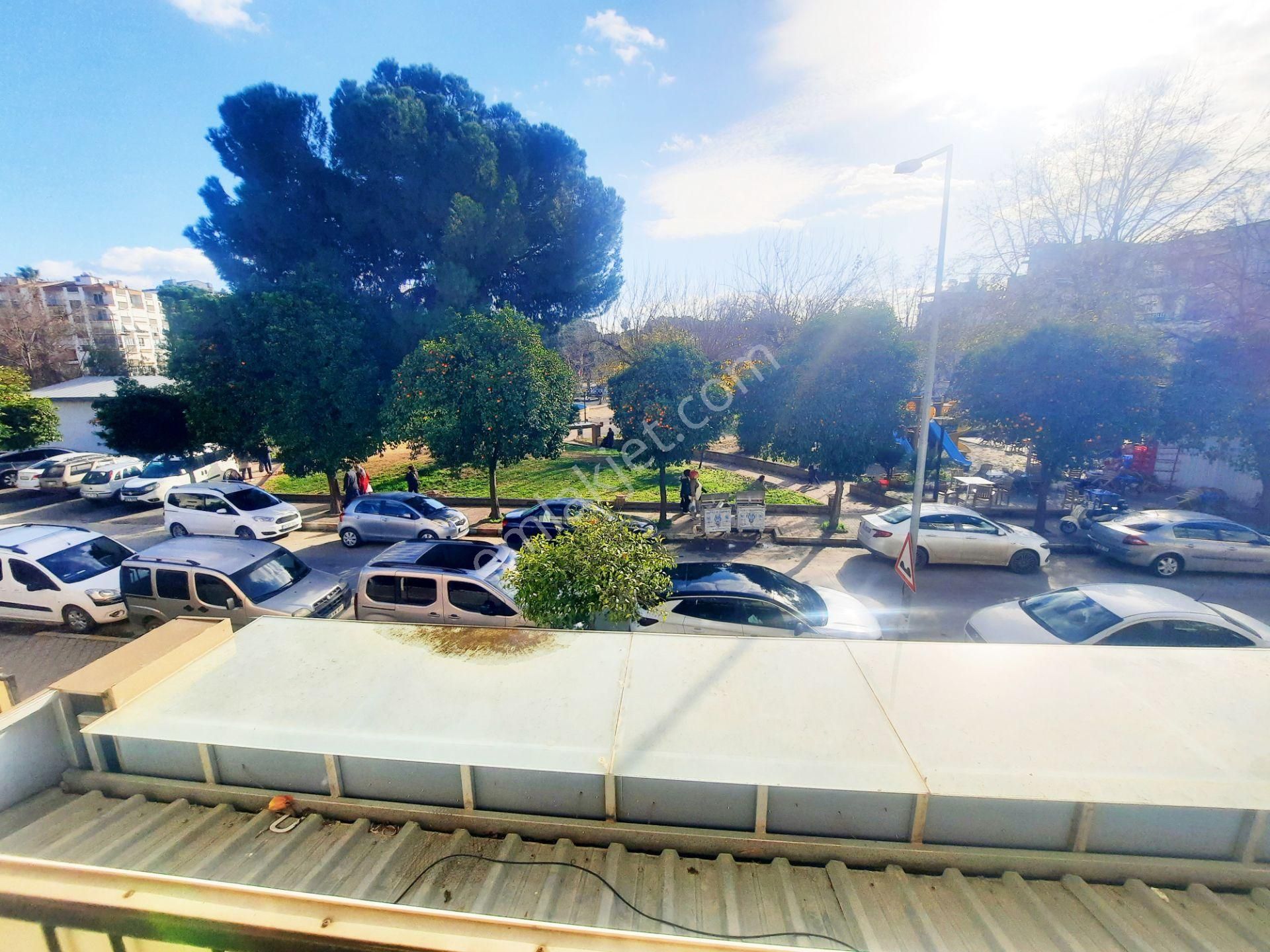 23 Nisan Parkı Manzaralı, Doğalgaz Kombili 2.kat Daire.. - Görsel 12