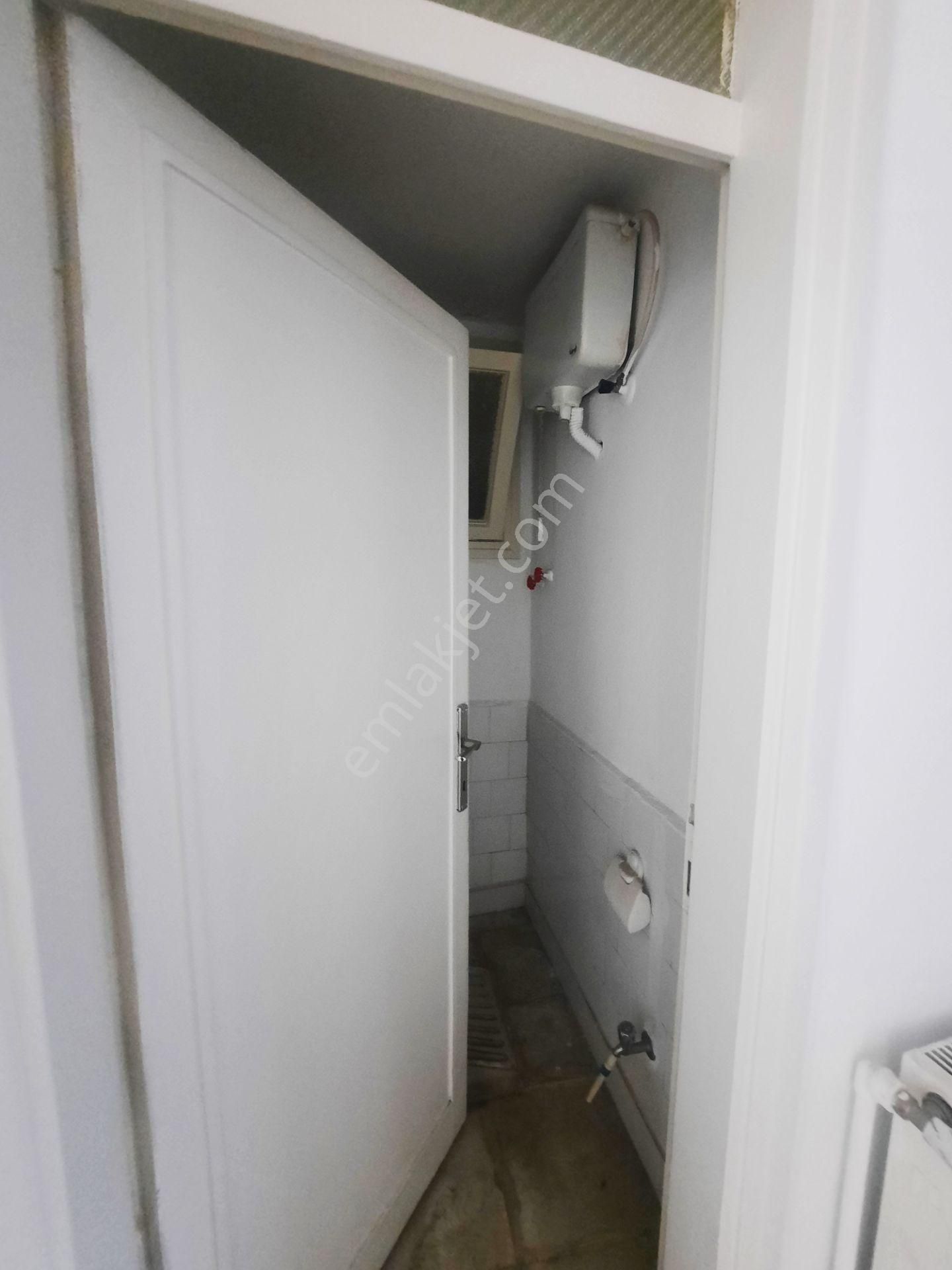 23 Nisan Parkı Manzaralı, Doğalgaz Kombili 2.kat Daire.. - Görsel 19