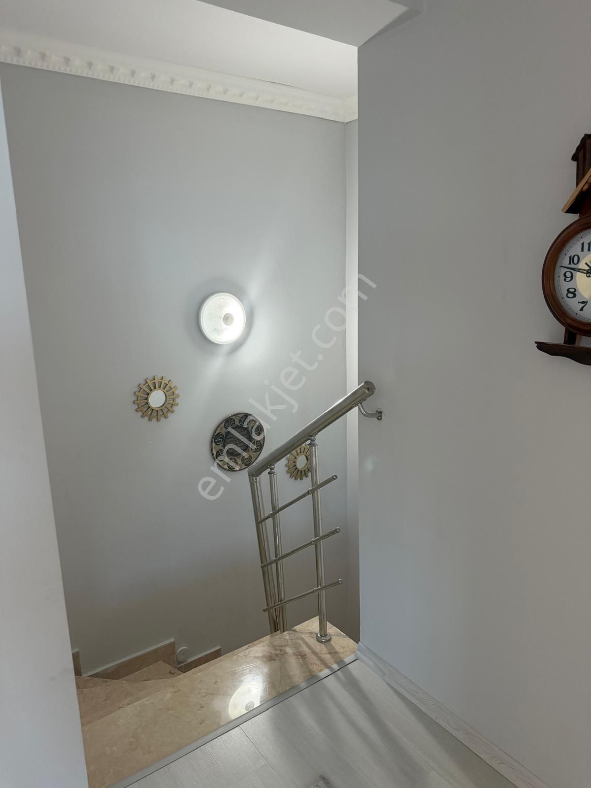 Mç Emlaktan Alsancak Mahallesi' Nde 5+1 Full Yapılı Teras Satılık Daire - Görsel 12