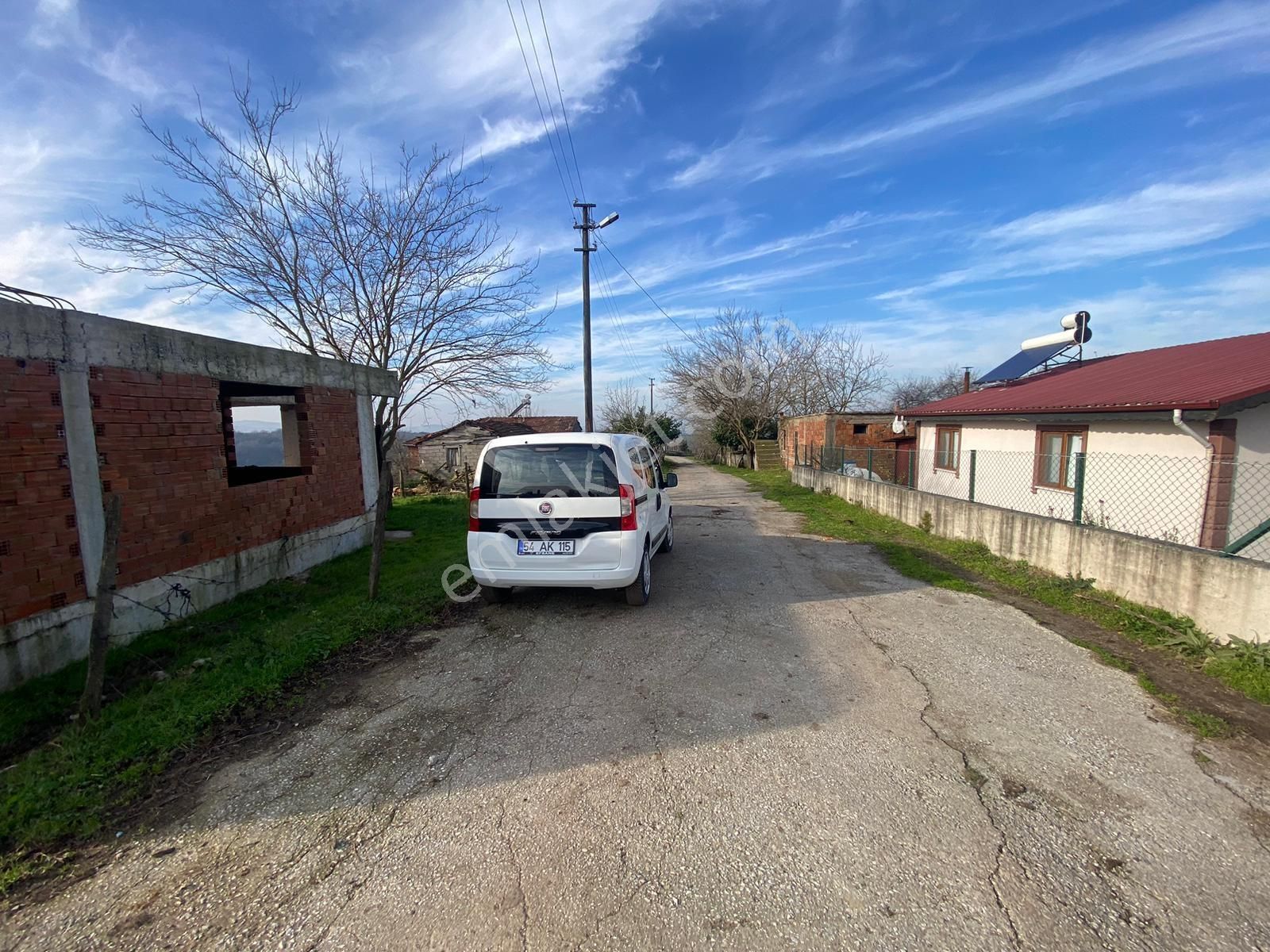 Darıçayırında Yerleşim İçerisinde Doğa Manzaralı Satılık Arsa