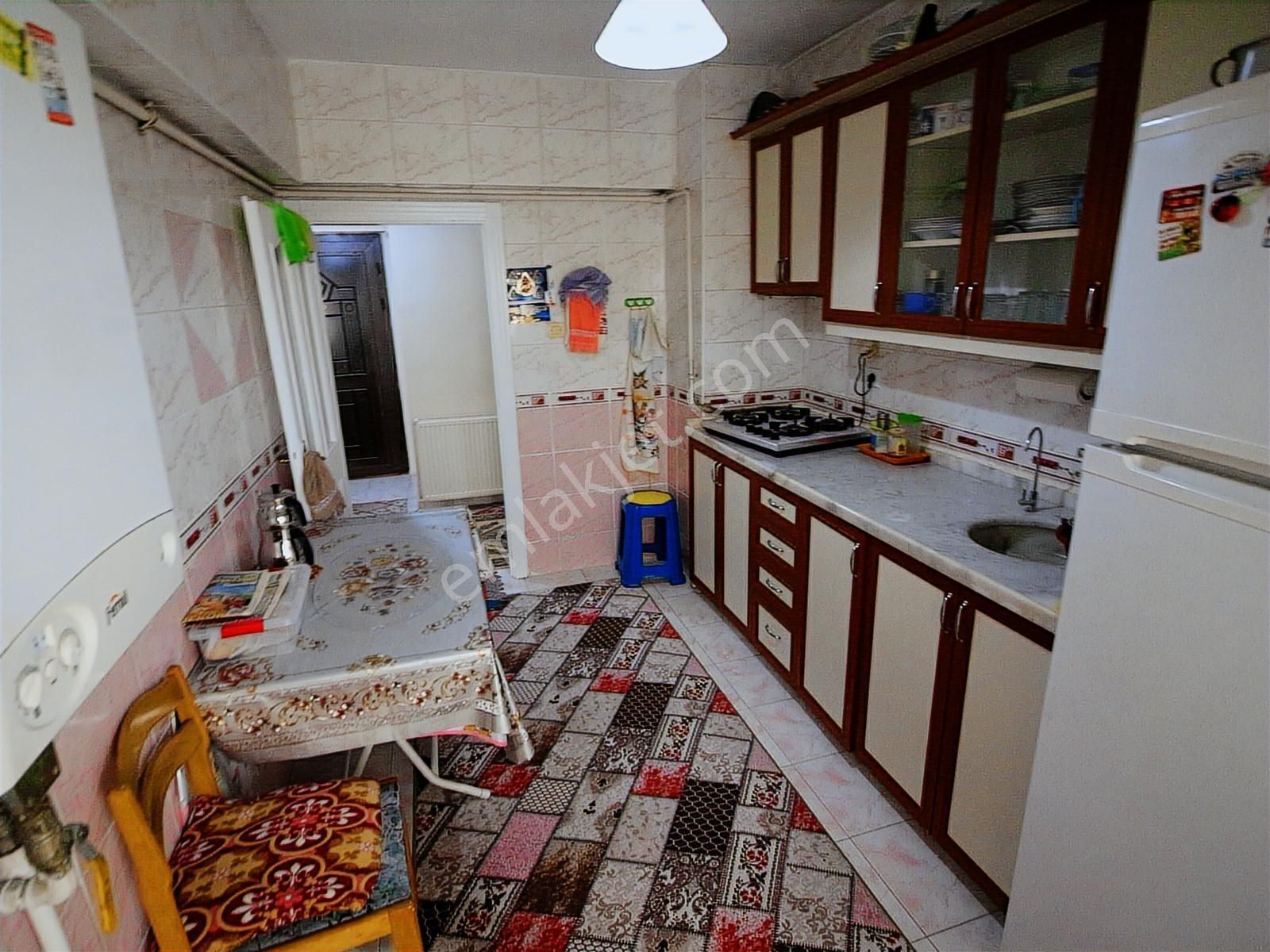 Elvan Mh'de Ahi Elvan Cd. Yanı Ebeveyn Banyolu 3+1 Ara Kat Daire - Görsel 13