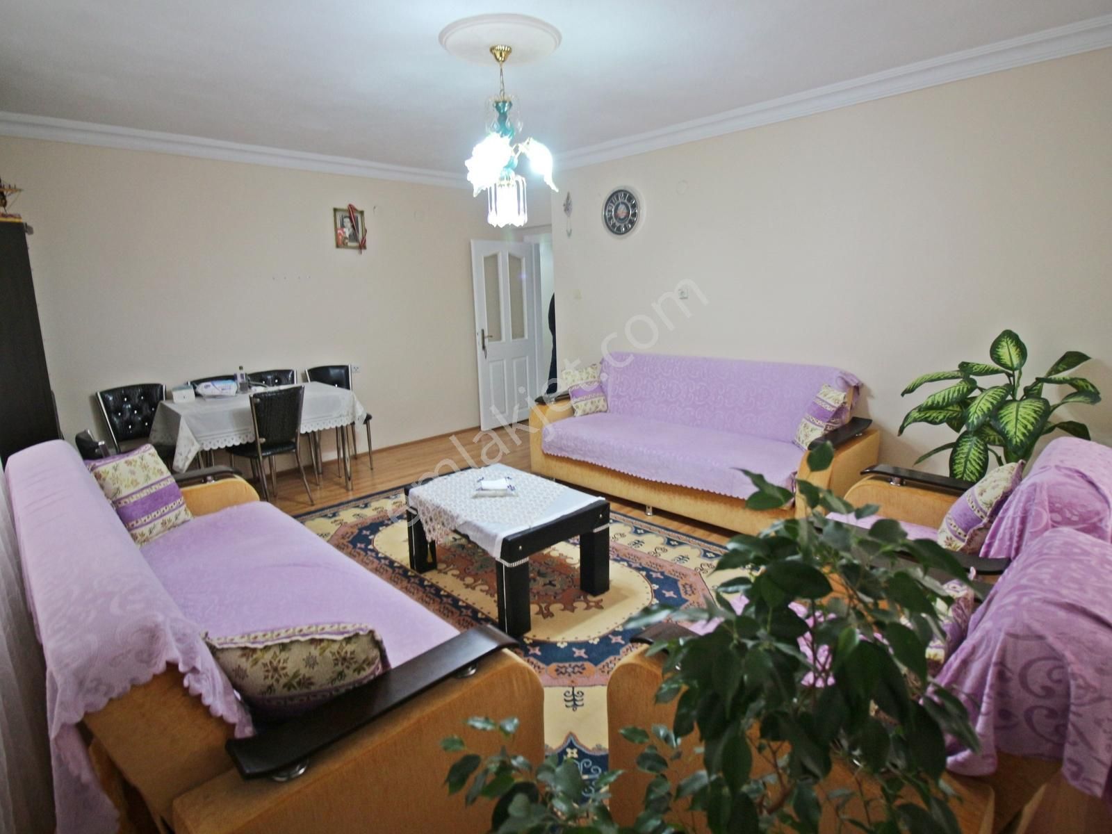 Elvan Mh'de Ahi Elvan Cd. Yanı Ebeveyn Banyolu 3+1 Ara Kat Daire - Görsel 22