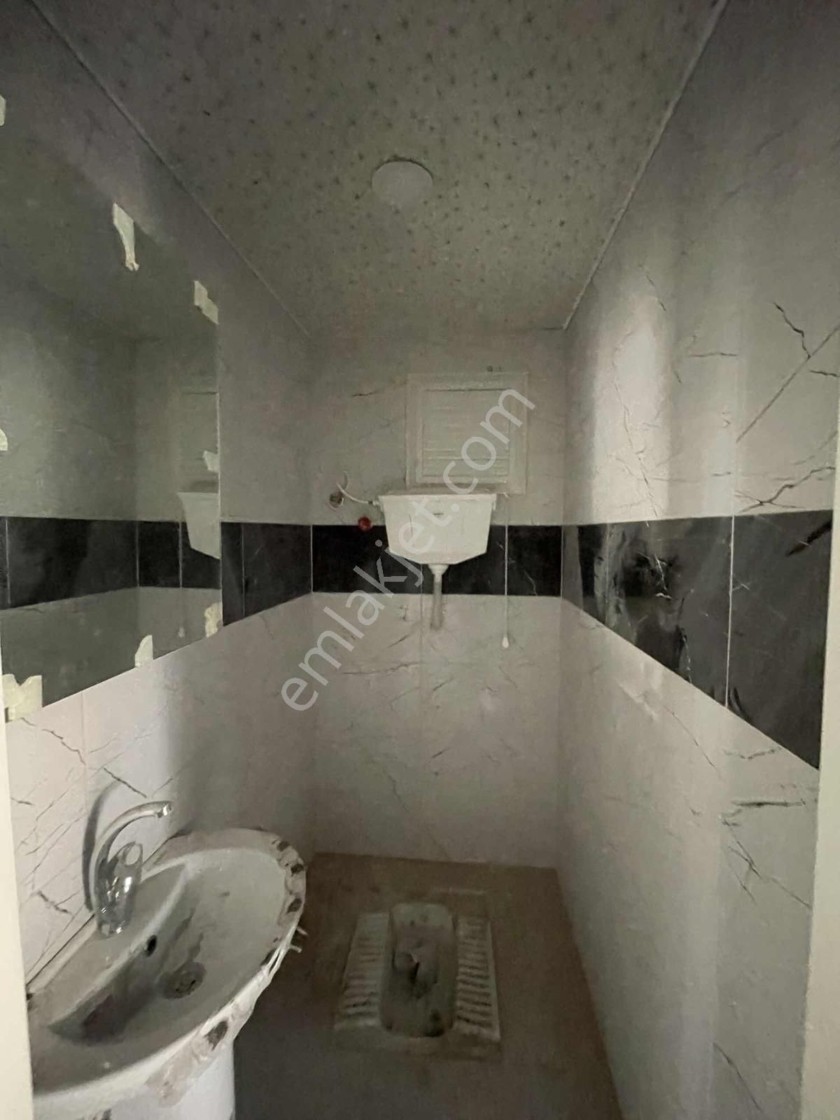 Sofudede'de 4 Bloklu Sıtede Azkatlı Genıs 3+1 Acık Mutfak - Görsel 13