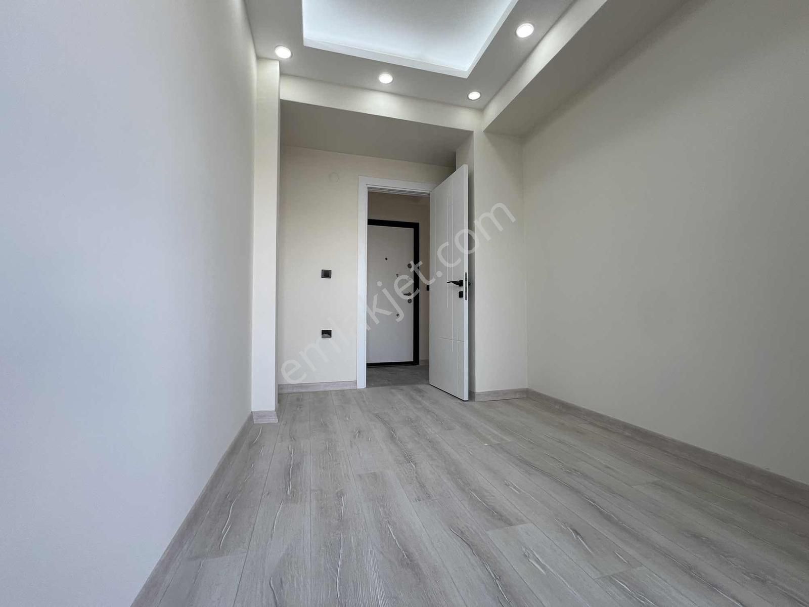 Akalın'dan Asansör Otoparklı Yerden Isıtmalı İnönü Cad Metro Yak - Görsel 8