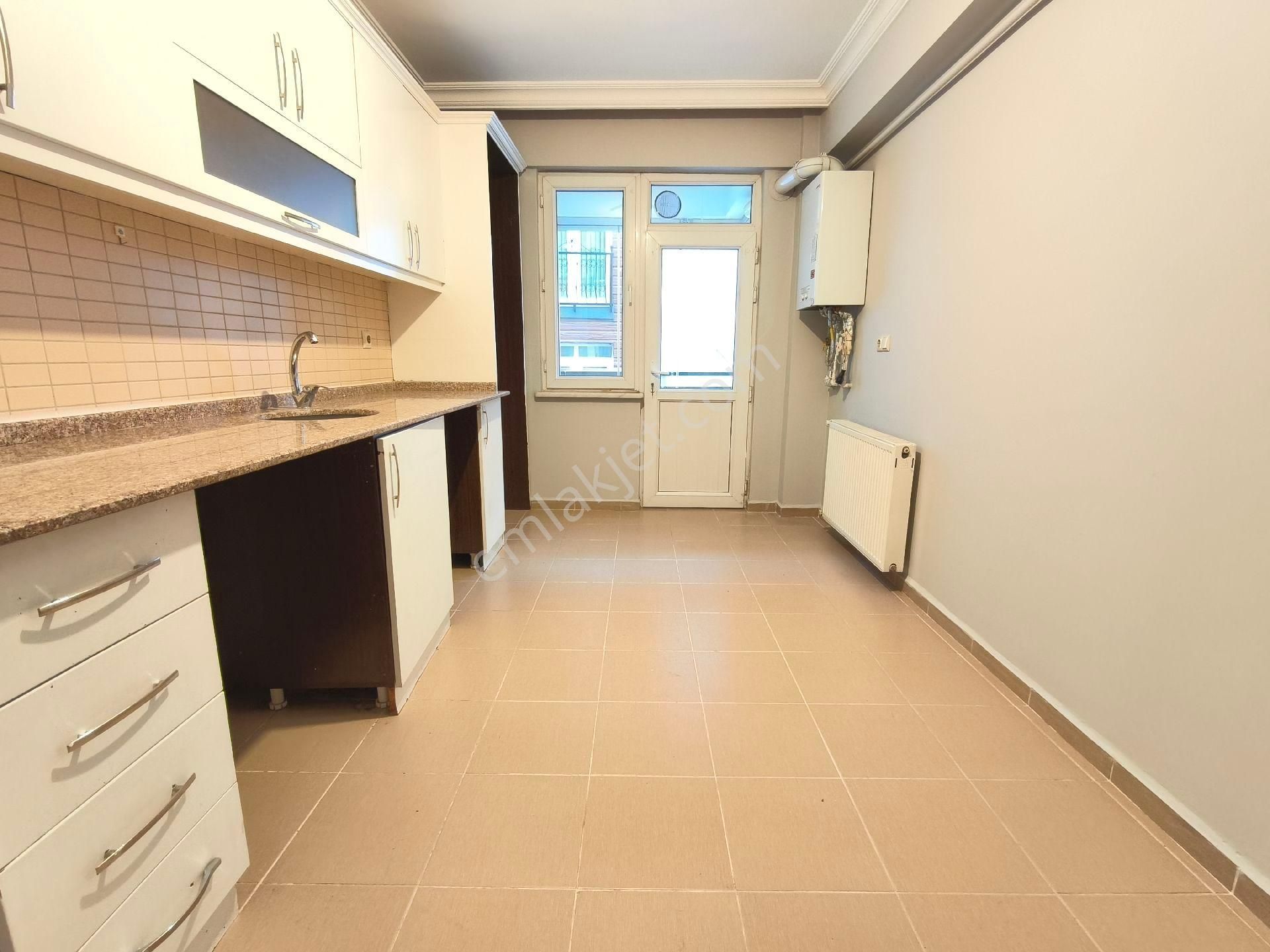Pera'dan Gökmeydan Mah. Kiralık 2+1 Ara Kat, Asansörlü Daire - Görsel 12