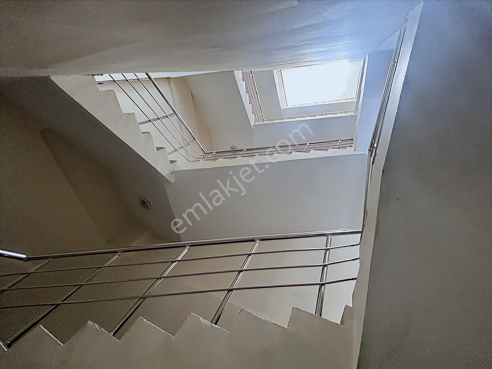 Yenişehir Merkezde Satılık 5 Katlı Plaza - Görsel 17