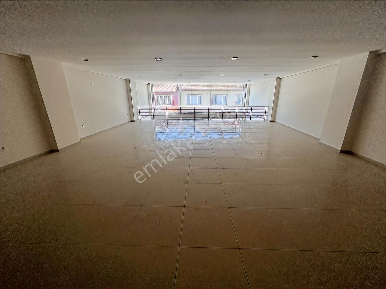 Yenişehir Merkezde Satılık 5 Katlı Plaza - Görsel 16