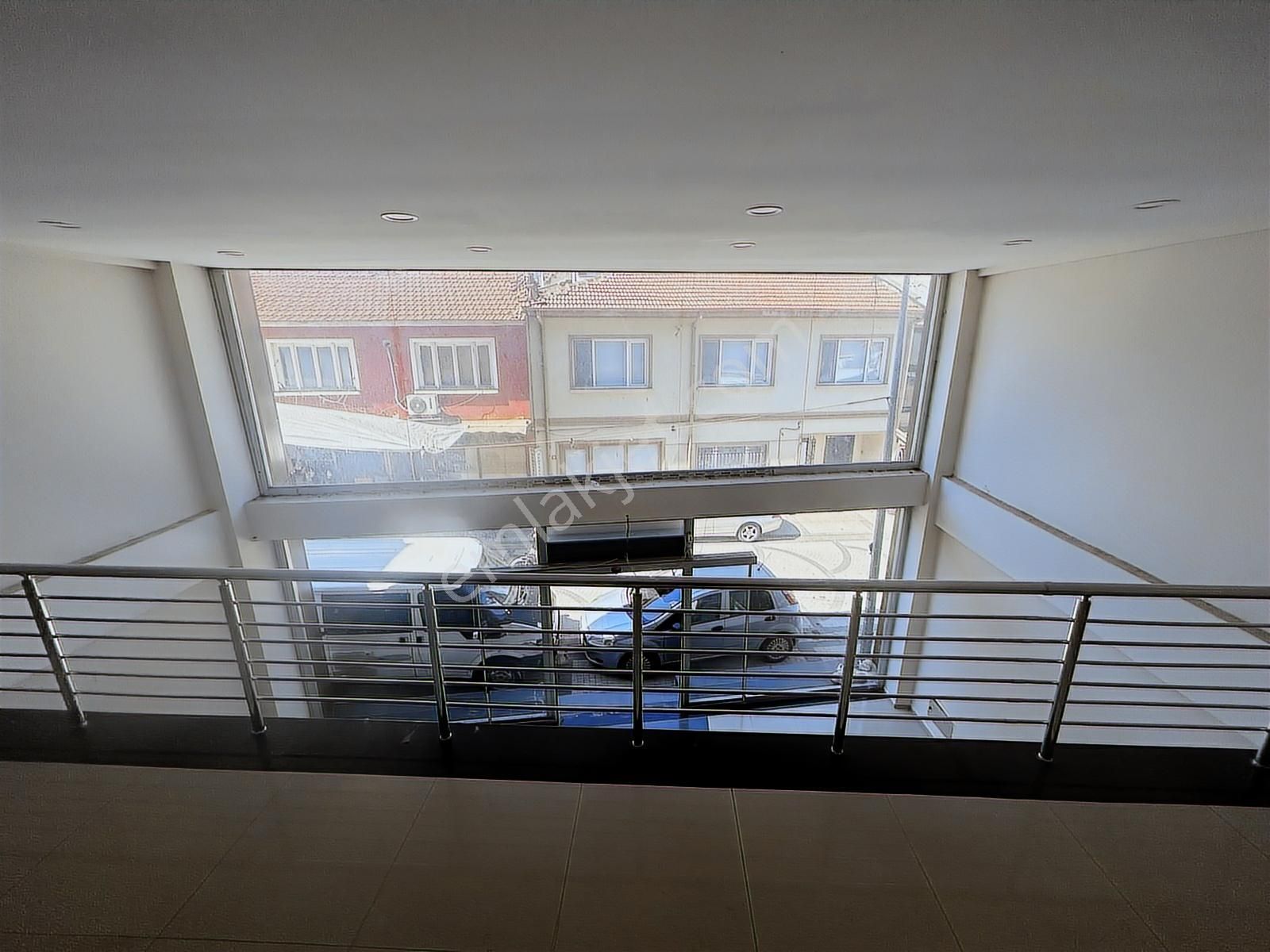 Yenişehir Merkezde Satılık 5 Katlı Plaza - Görsel 32