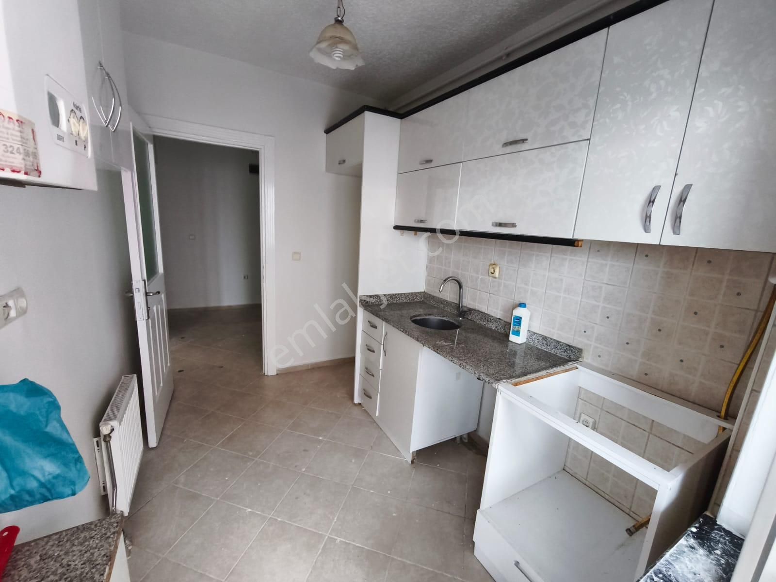 Seyrantepenin Merkezi Konumunda Satılık 2+1 Daire