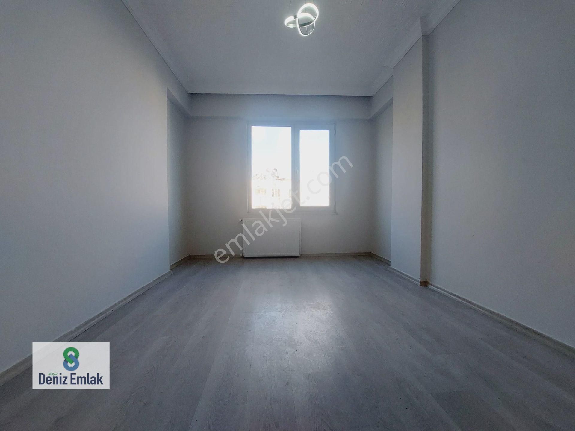 Denizden Akçayda Öncephe Arakat Yeşil Alan Manzaralı Satılık 2+1 Daire. - Görsel 16