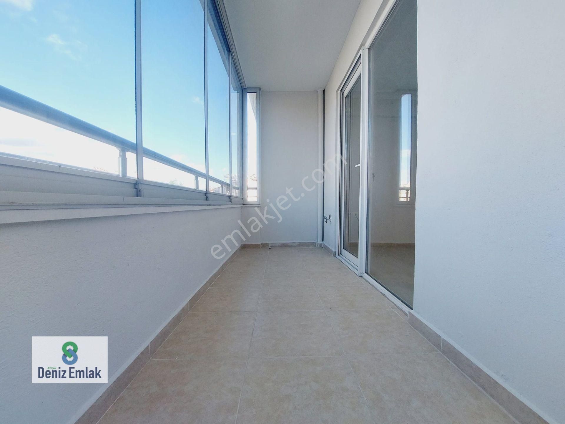 Denizden Akçayda Öncephe Arakat Yeşil Alan Manzaralı Satılık 2+1 Daire. - Görsel 17