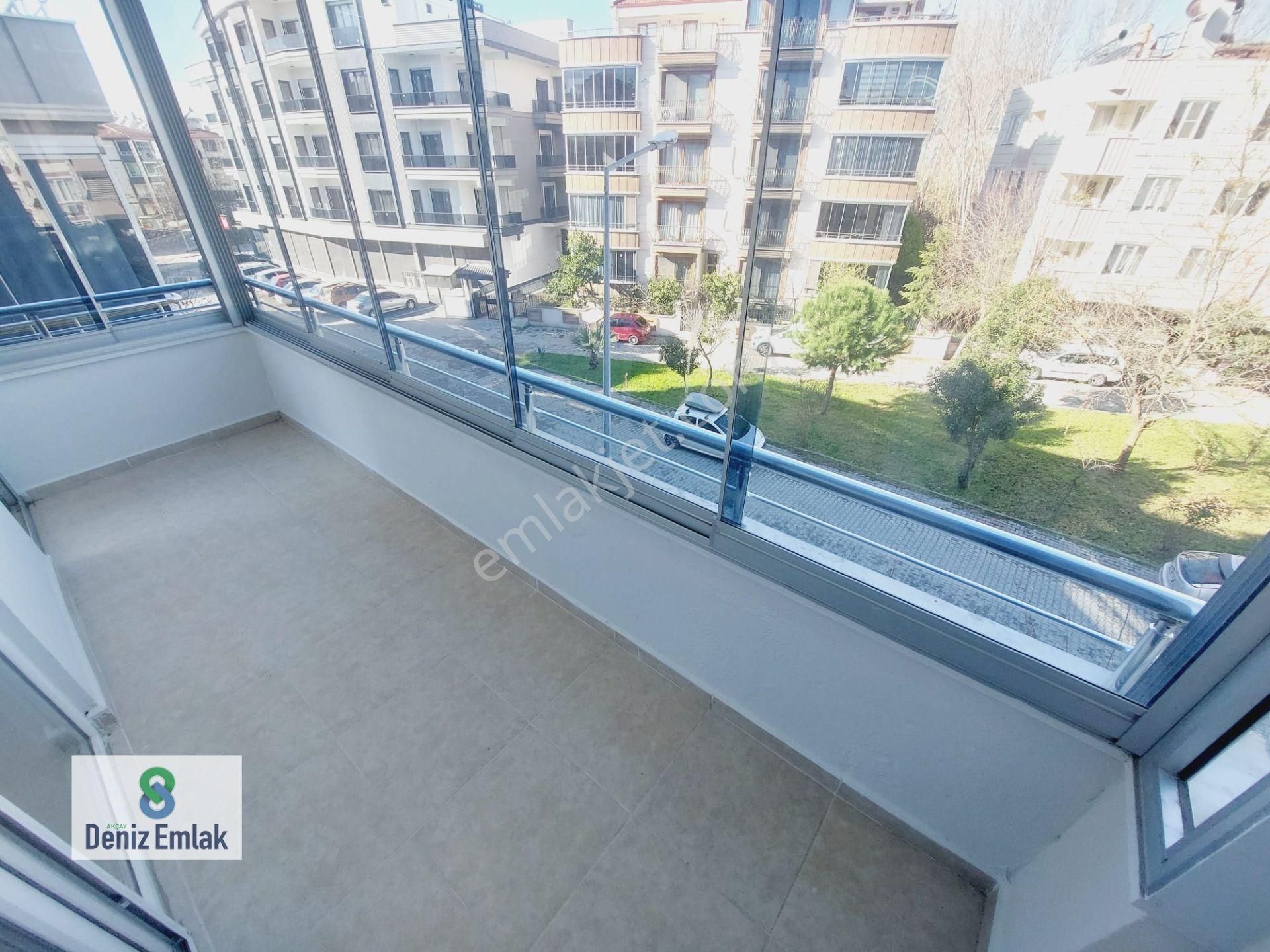 Denizden Akçayda Öncephe Arakat Yeşil Alan Manzaralı Satılık 2+1 Daire. - Görsel 30