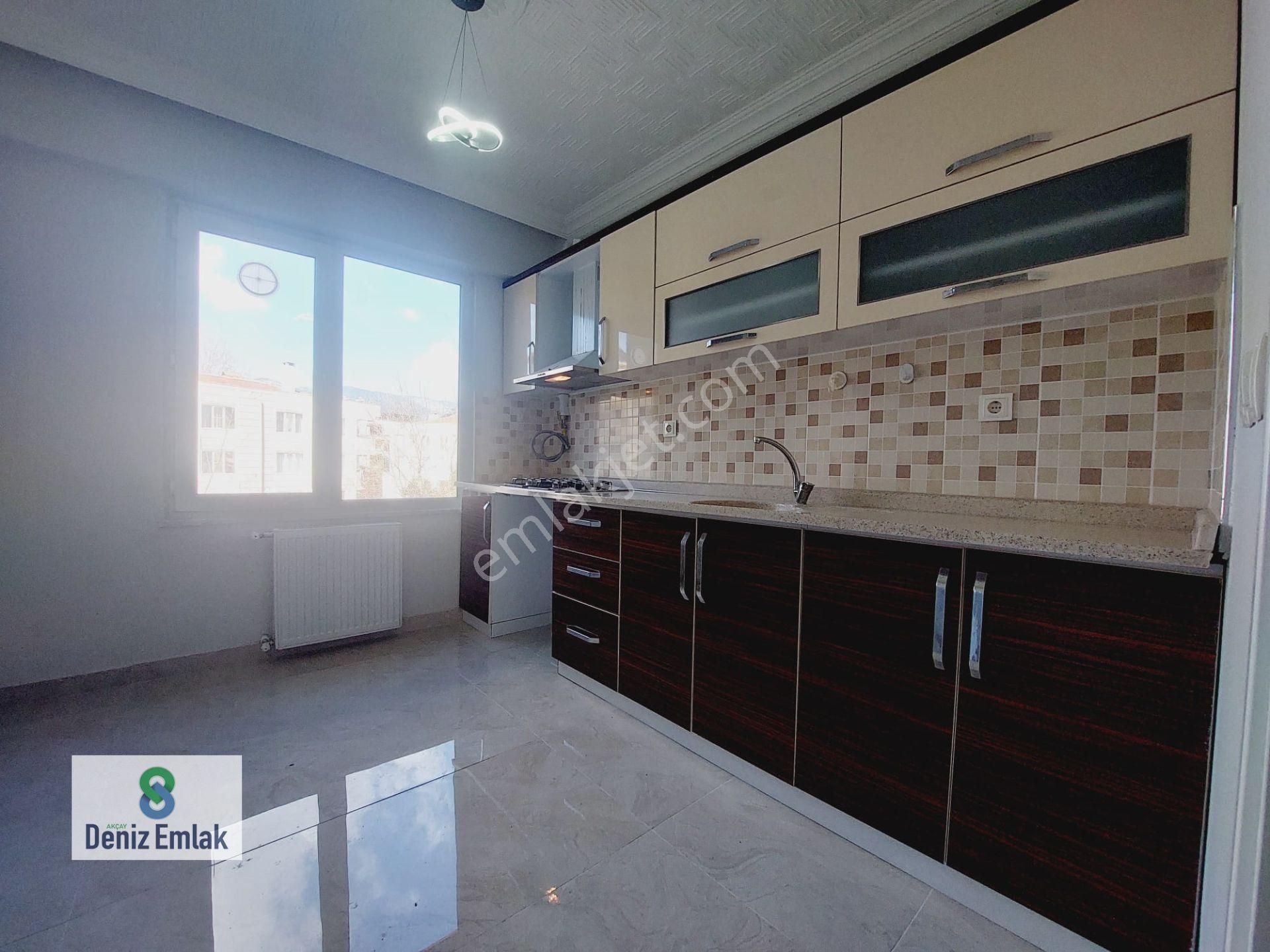 Denizden Akçayda Öncephe Arakat Yeşil Alan Manzaralı Satılık 2+1 Daire. - Görsel 19