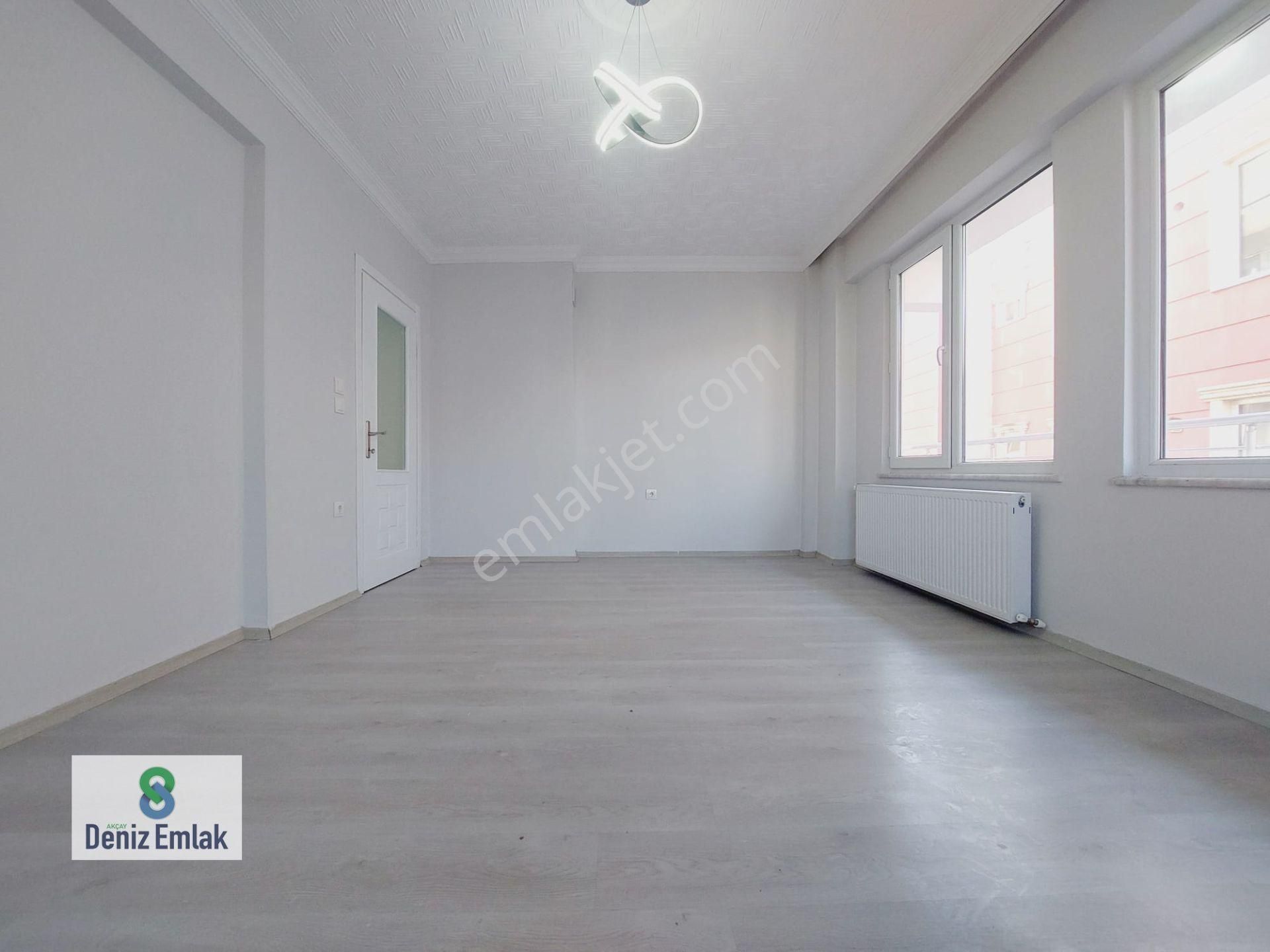 Denizden Akçayda Öncephe Arakat Yeşil Alan Manzaralı Satılık 2+1 Daire. - Görsel 13