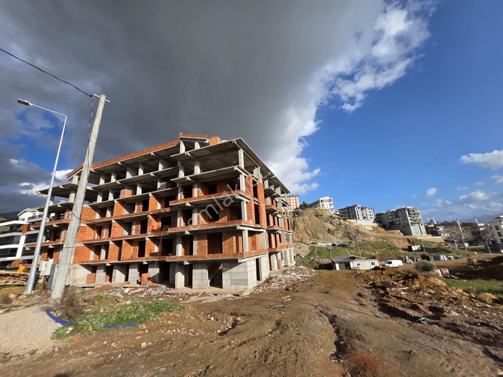 Edremitte Havuzlu Site İçinde 1+1 Satılık Daire - Görsel 15