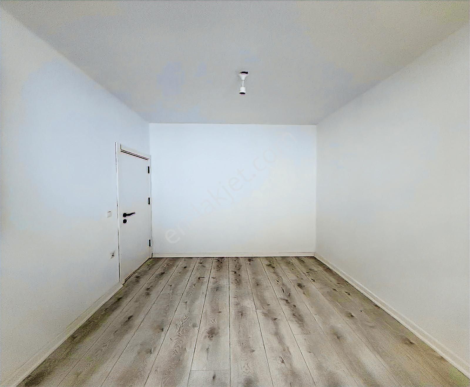 Gezgen İnşaattan Metrobüse Yakın 2+1 Müstakil Bahçeli Daire!! - Görsel 11