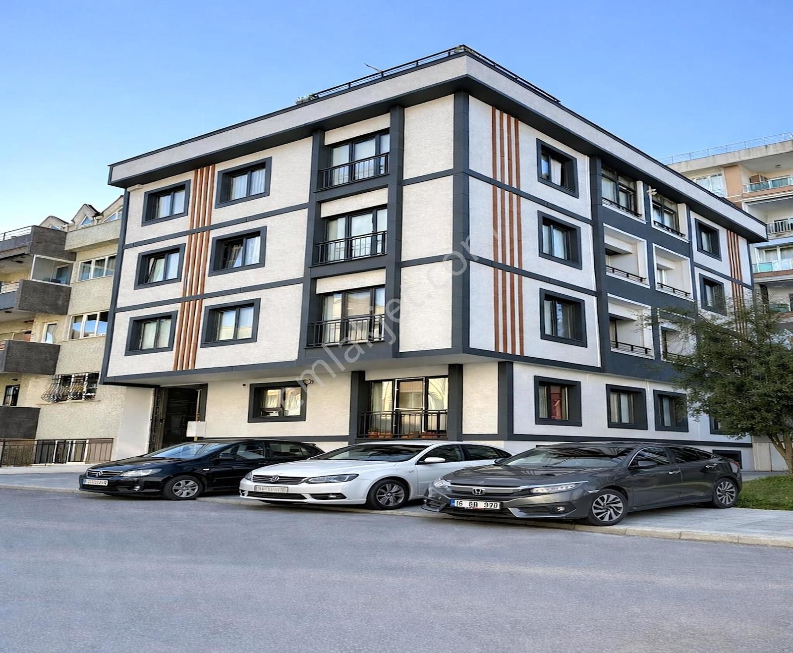 Gezgen İnşaattan Metrobüse Yakın 2+1 Müstakil Bahçeli Daire!! - Görsel 8