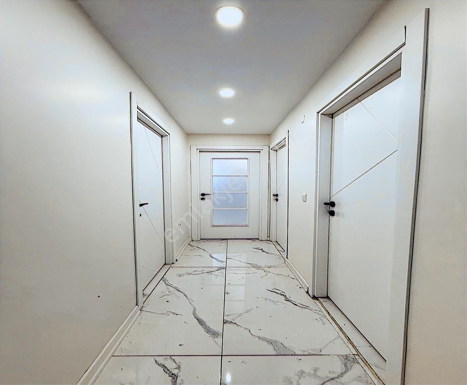 Gezgen İnşaattan Metrobüse Yakın 2+1 Müstakil Bahçeli Daire!! - Görsel 34