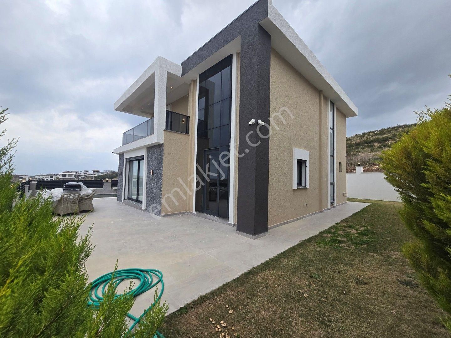 Didim,de Hayalinizdeki Müstakil Yaşam Başlıyor! 4+1 Ayrı Mutfaklı Sıfır Eşyalı Satılık Villa - Görsel 12