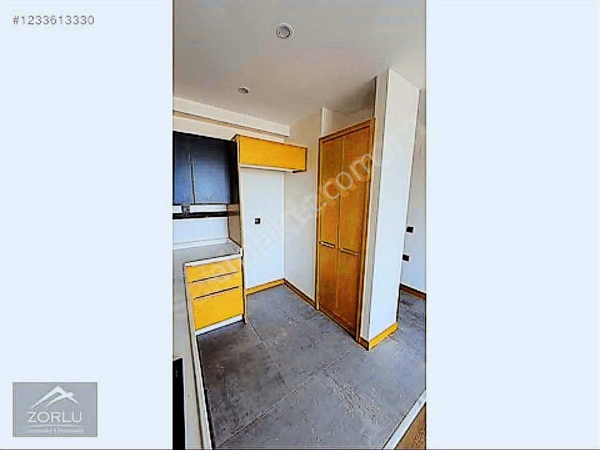 Zorlu Gayrimenkulden Kiralık Güvenlikli 1+1 Daire - Görsel 8
