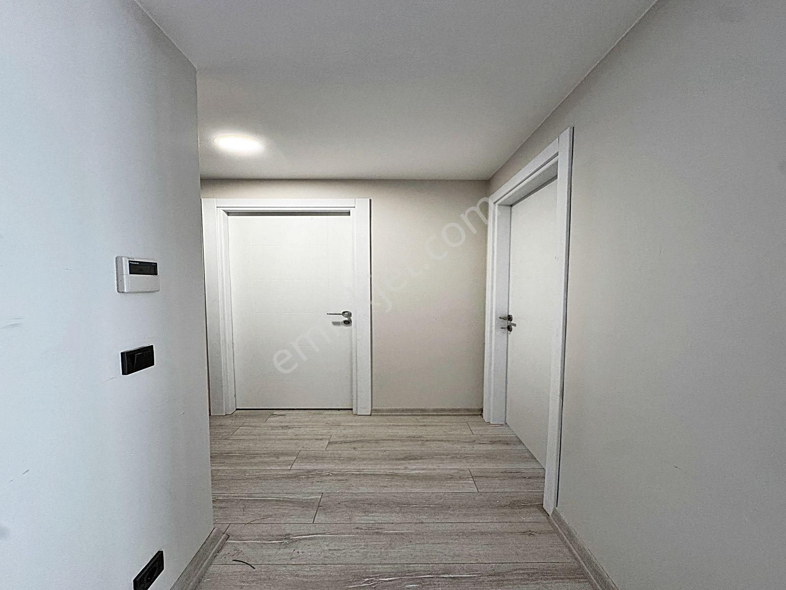 Cadde34 Yapı'dan Bahçeşehire Komşu Meydan Ardıçlı'da Full Konsept 3.5+1 Sıfır Satılık Daireler - Görsel 22