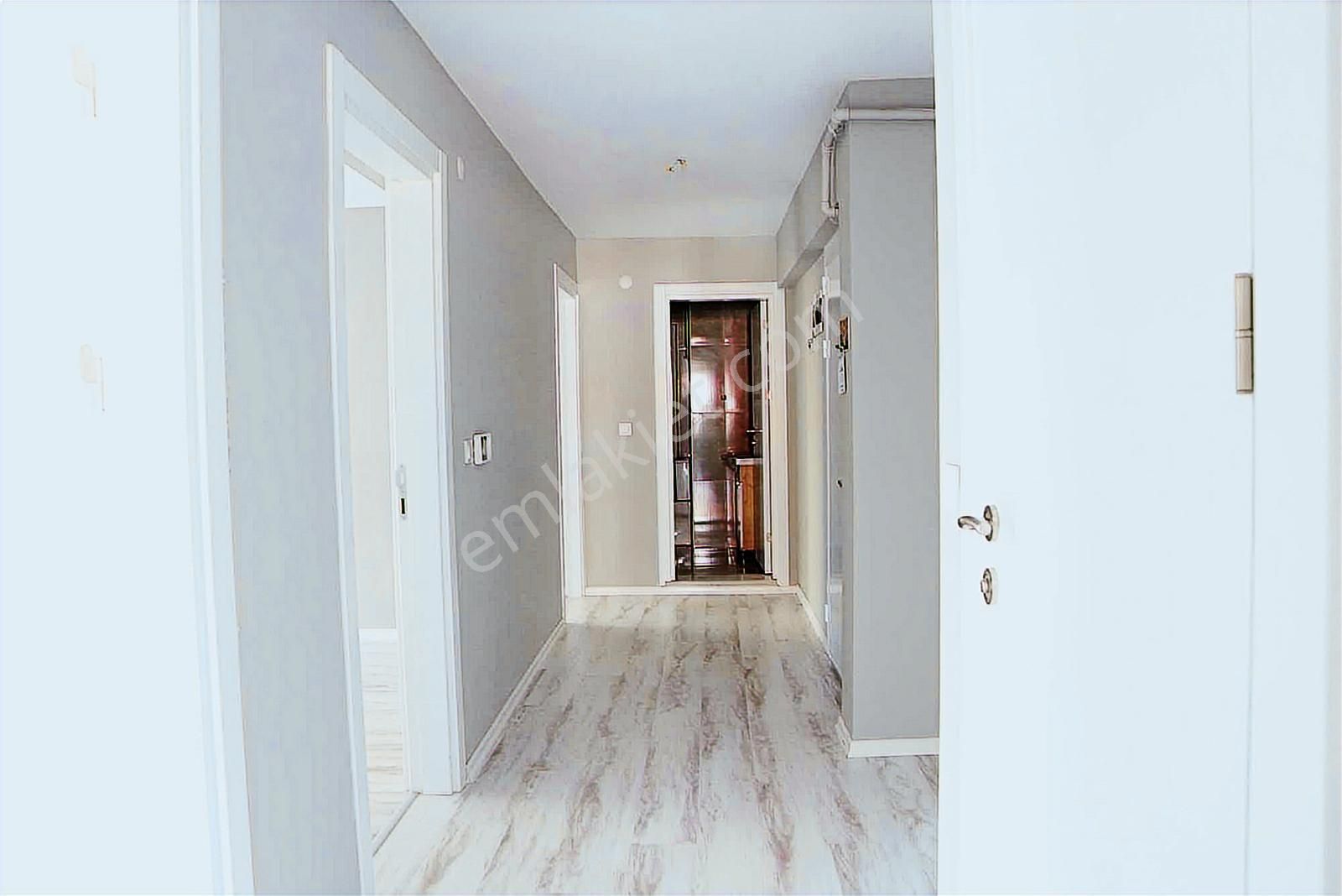 Şükrüçavuş Mh'sinde 7 Yıllık Deniz Manzaralı Asansörlü 2+1 Daire - Görsel 4