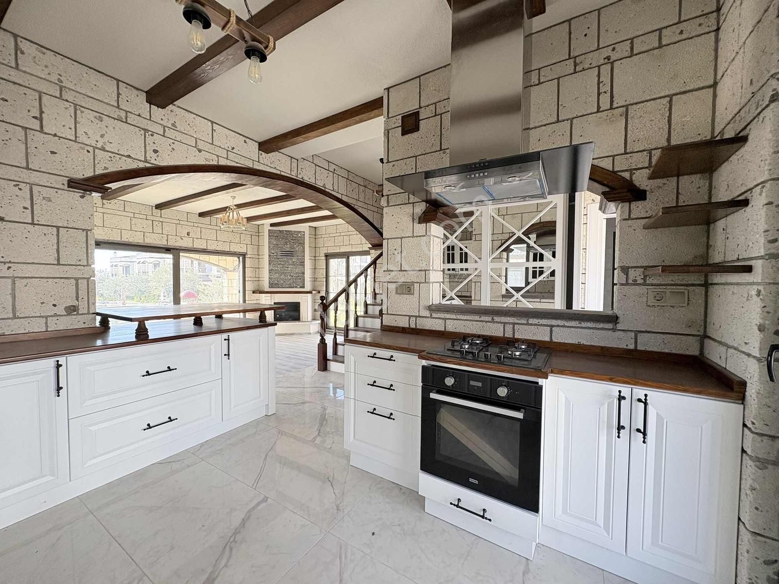 Güre Senfoni Konaklarında Satılık Deniz Manzaralı Villa - Görsel 14