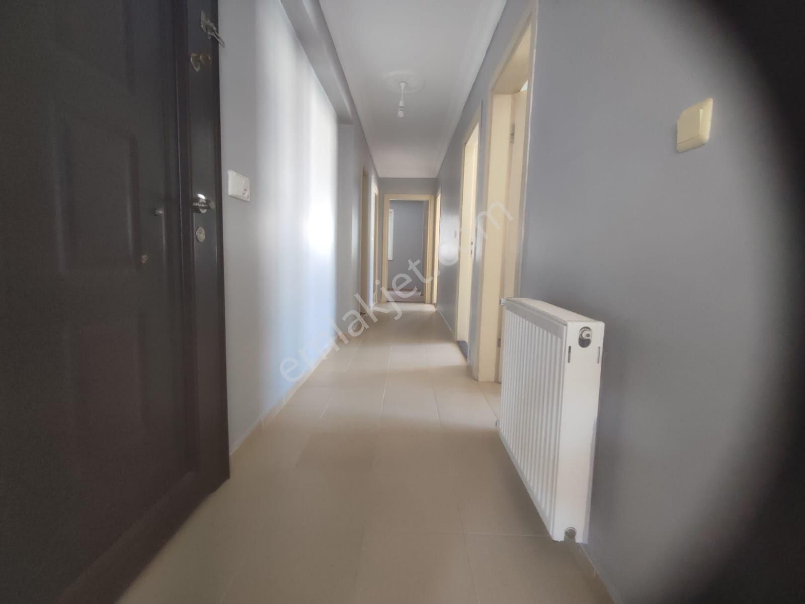 Pendik Esenyalı Ahmetyesevide Ana Cadde Üstü Büyük Kiralık 3+1 125m2 Daire - Görsel 22