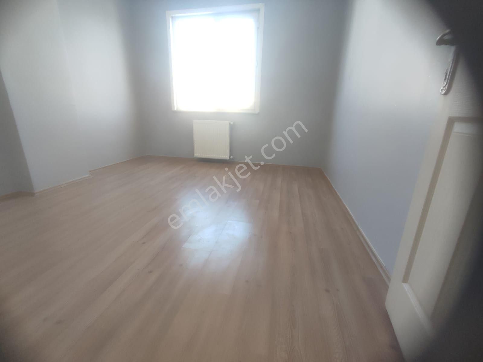 Pendik Esenyalı Ahmetyesevide Ana Cadde Üstü Büyük Kiralık 3+1 125m2 Daire - Görsel 17