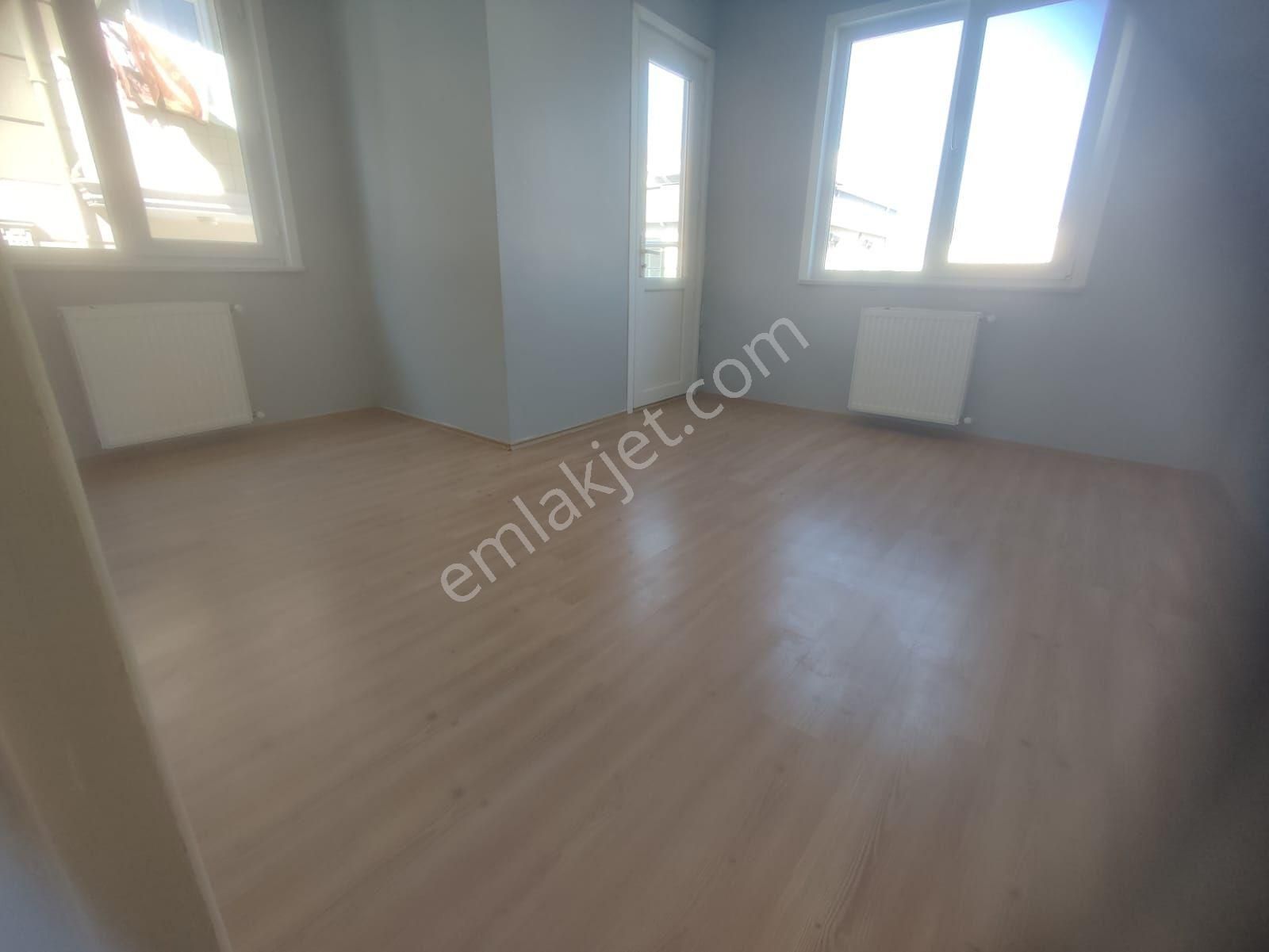 Pendik Esenyalı Ahmetyesevide Ana Cadde Üstü Büyük Kiralık 3+1 125m2 Daire - Görsel 7