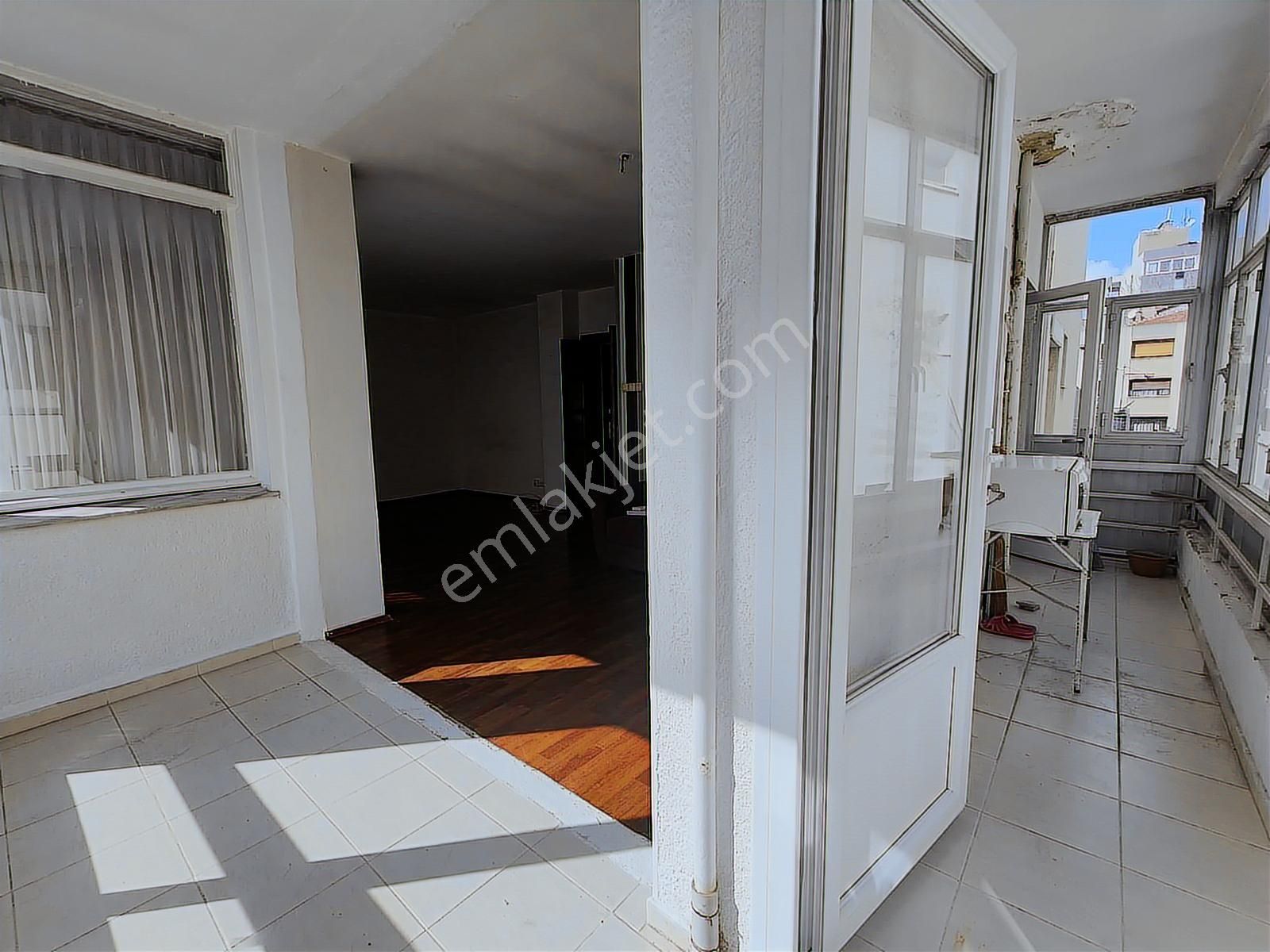 Alsancak Mükemmel Konumda Geniş 3+1 Satılık Daire Reyhan Yakını - Görsel 19