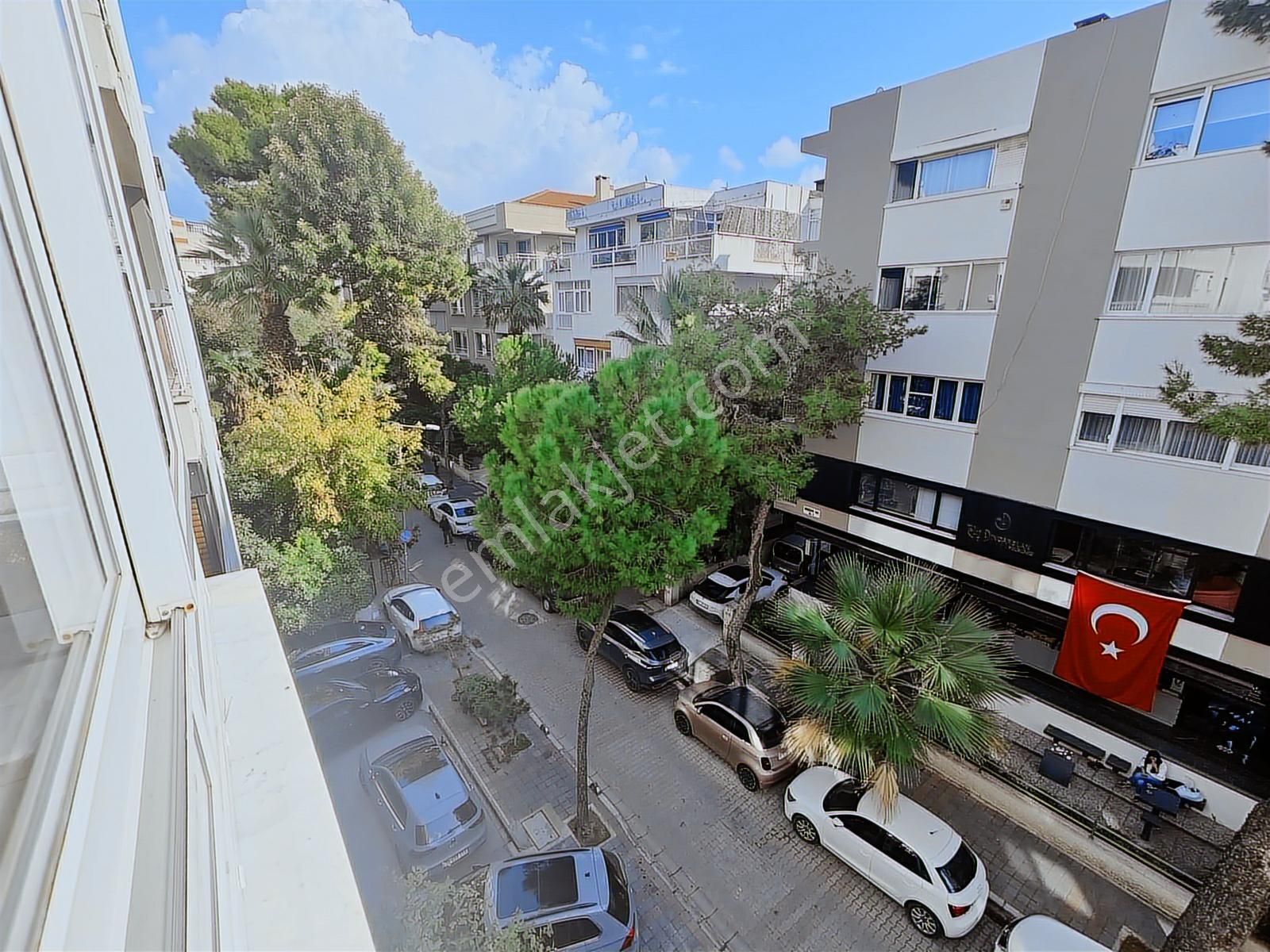 Alsancak Mükemmel Konumda Geniş 3+1 Satılık Daire Reyhan Yakını - Görsel 23