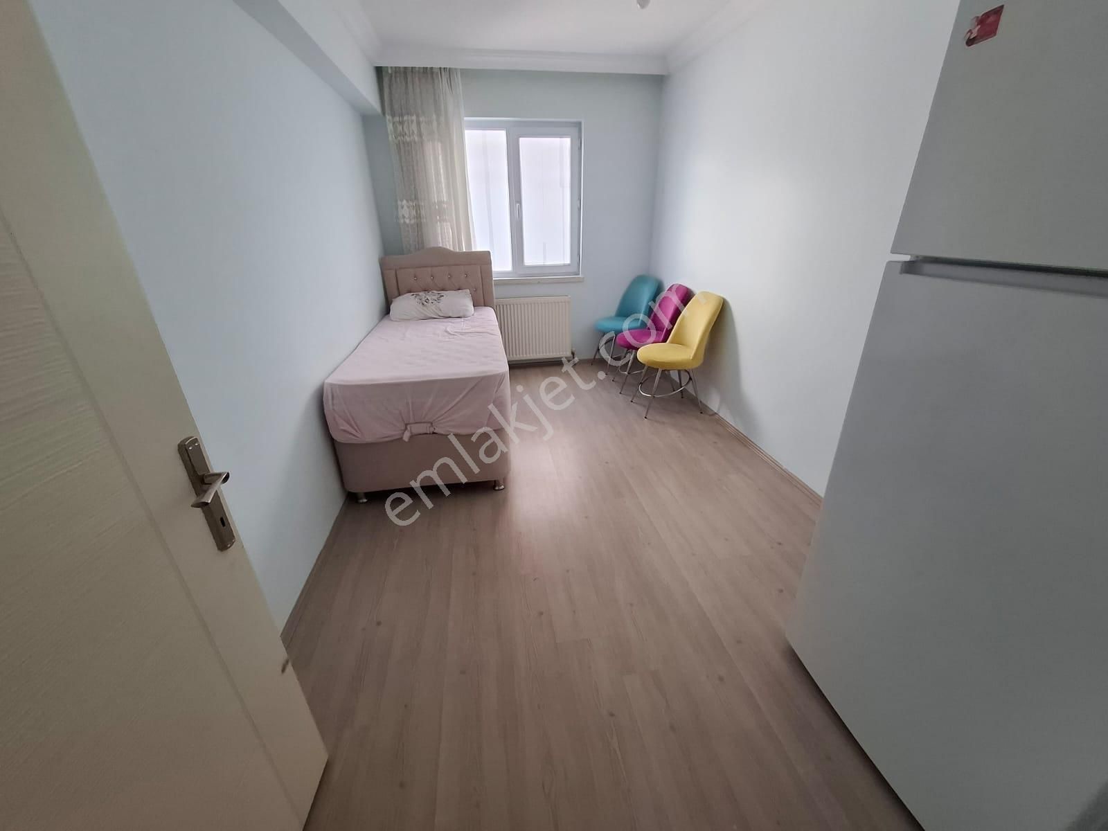 Mamak - Ekin Mahallesinde Ara Katta, Caddeye Yakın, Asansörlü 3+1 Satılık Daire !!! - Görsel 6