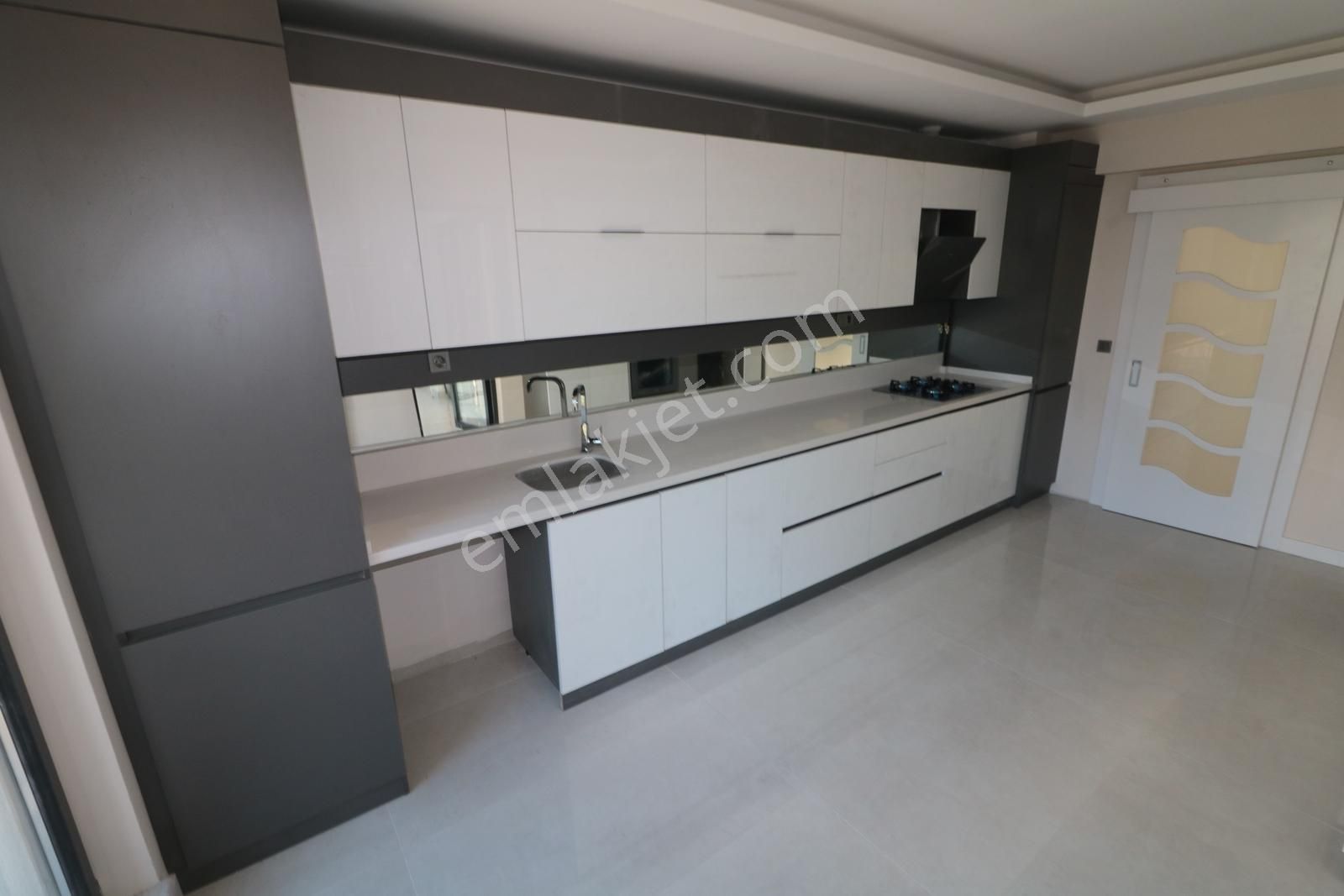 Bağlıca'da Merkezi Konum Butik Site Ara Kat K.otoparklı Lüx 4+1 - Görsel 22