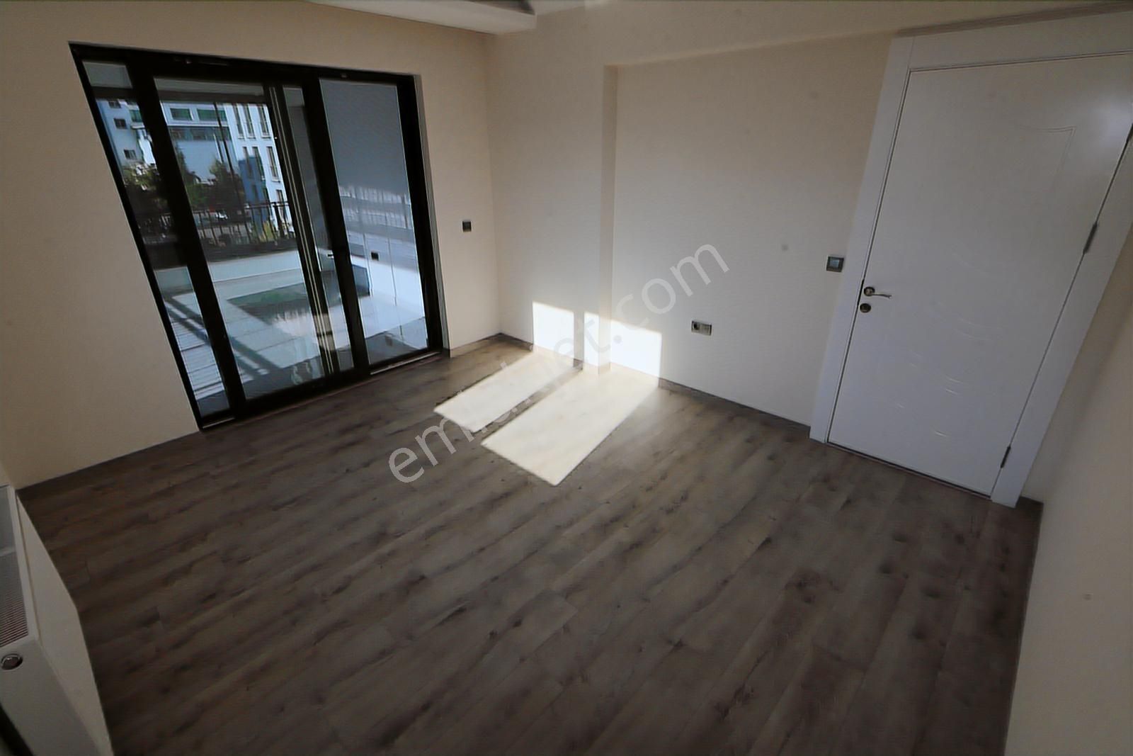 Bağlıca'da Merkezi Konum Butik Site Ara Kat K.otoparklı Lüx 4+1 - Görsel 4