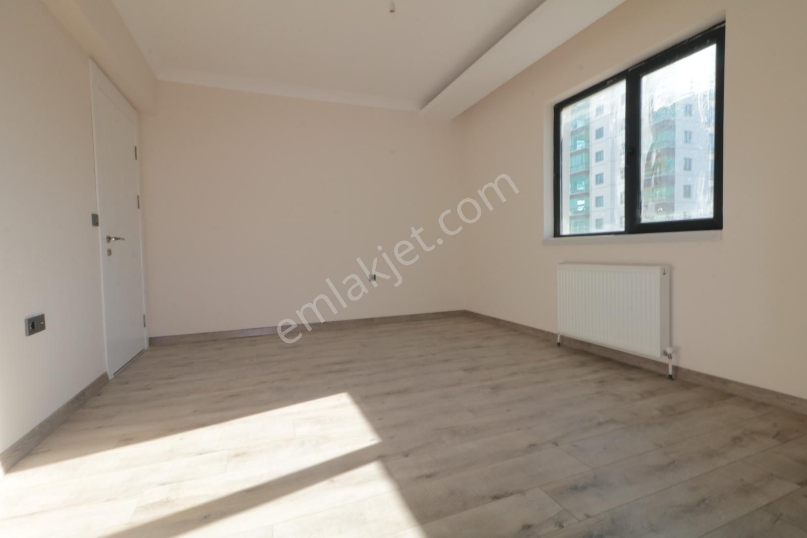 Bağlıca'da Merkezi Konum Butik Site Ara Kat K.otoparklı Lüx 4+1 - Görsel 20