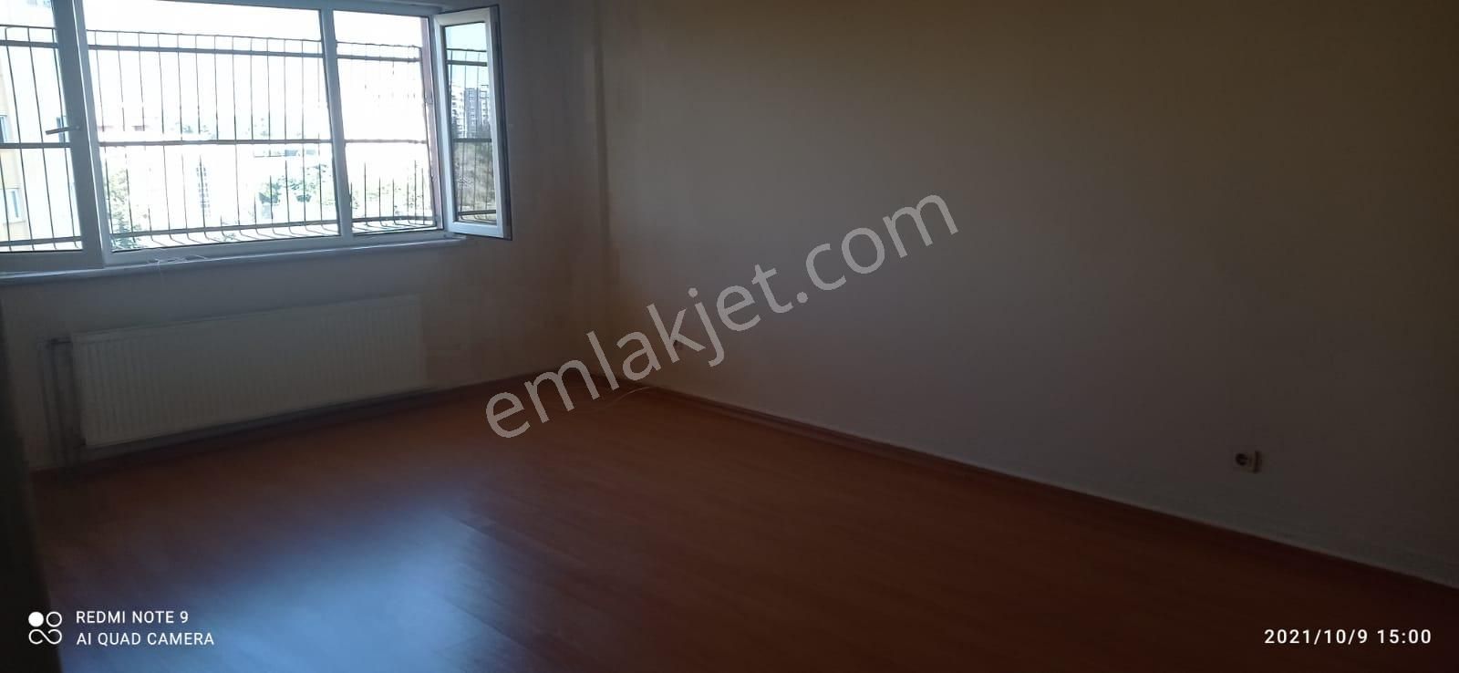 Adana Polis Okulu Kaymakamlık Yanında 2++1 Doğalgazlı Parkeli Merkezi Konumda Kiralık Daire - Görsel 5