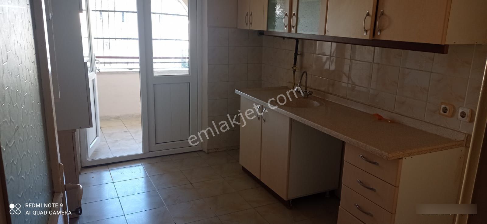 Adana Polis Okulu Kaymakamlık Yanında 2++1 Doğalgazlı Parkeli Merkezi Konumda Kiralık Daire - Görsel 3